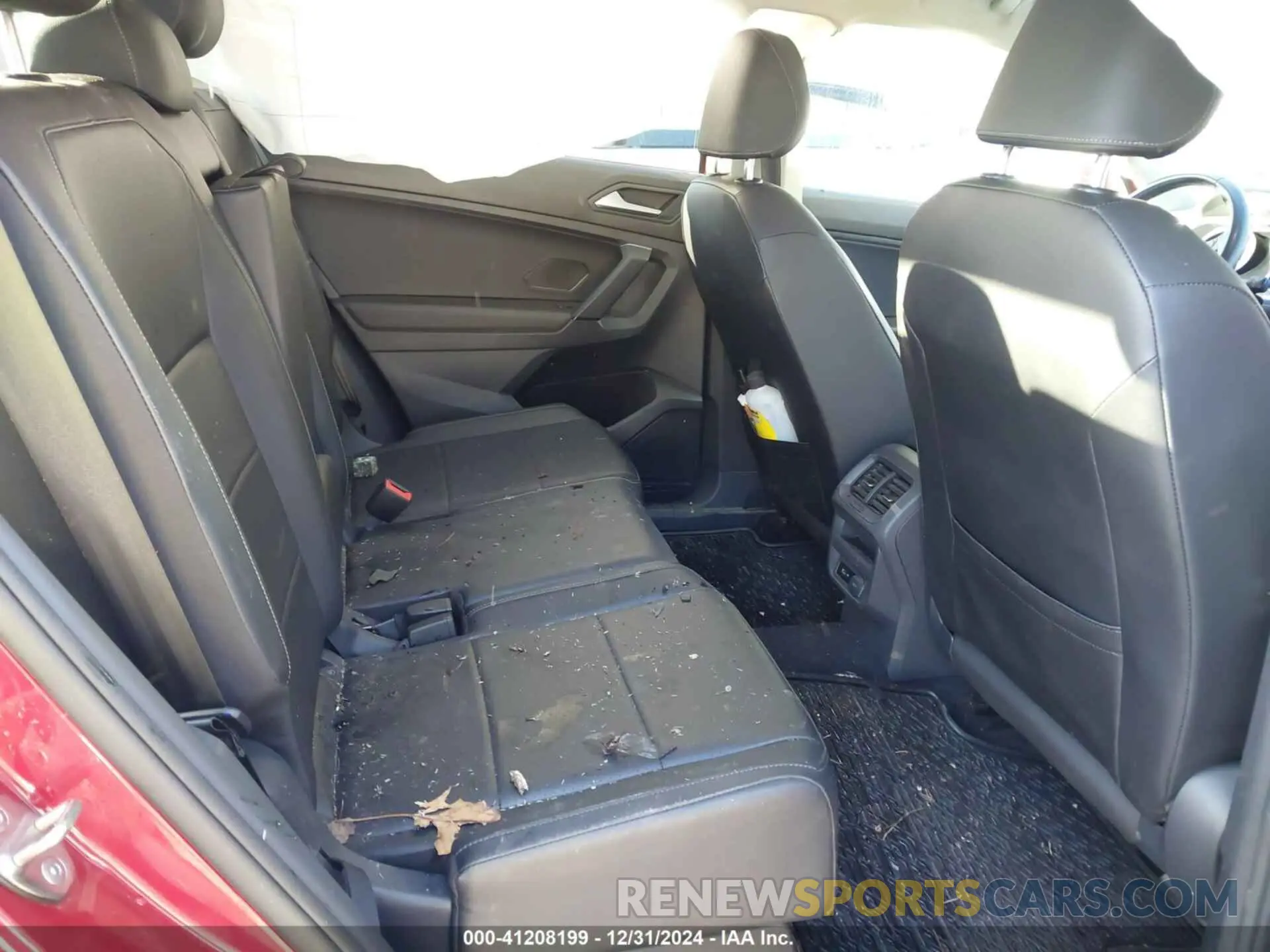 8 Photograph of a damaged car 3VV2B7AX8KM154030 VOLKSWAGEN TIGUAN 2019