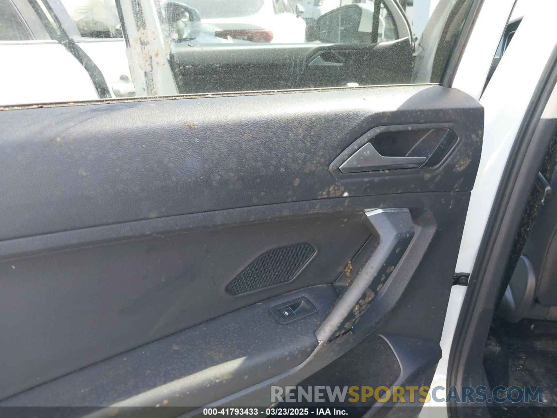 20 Photograph of a damaged car 3VV2B7AX9KM033460 VOLKSWAGEN TIGUAN 2019