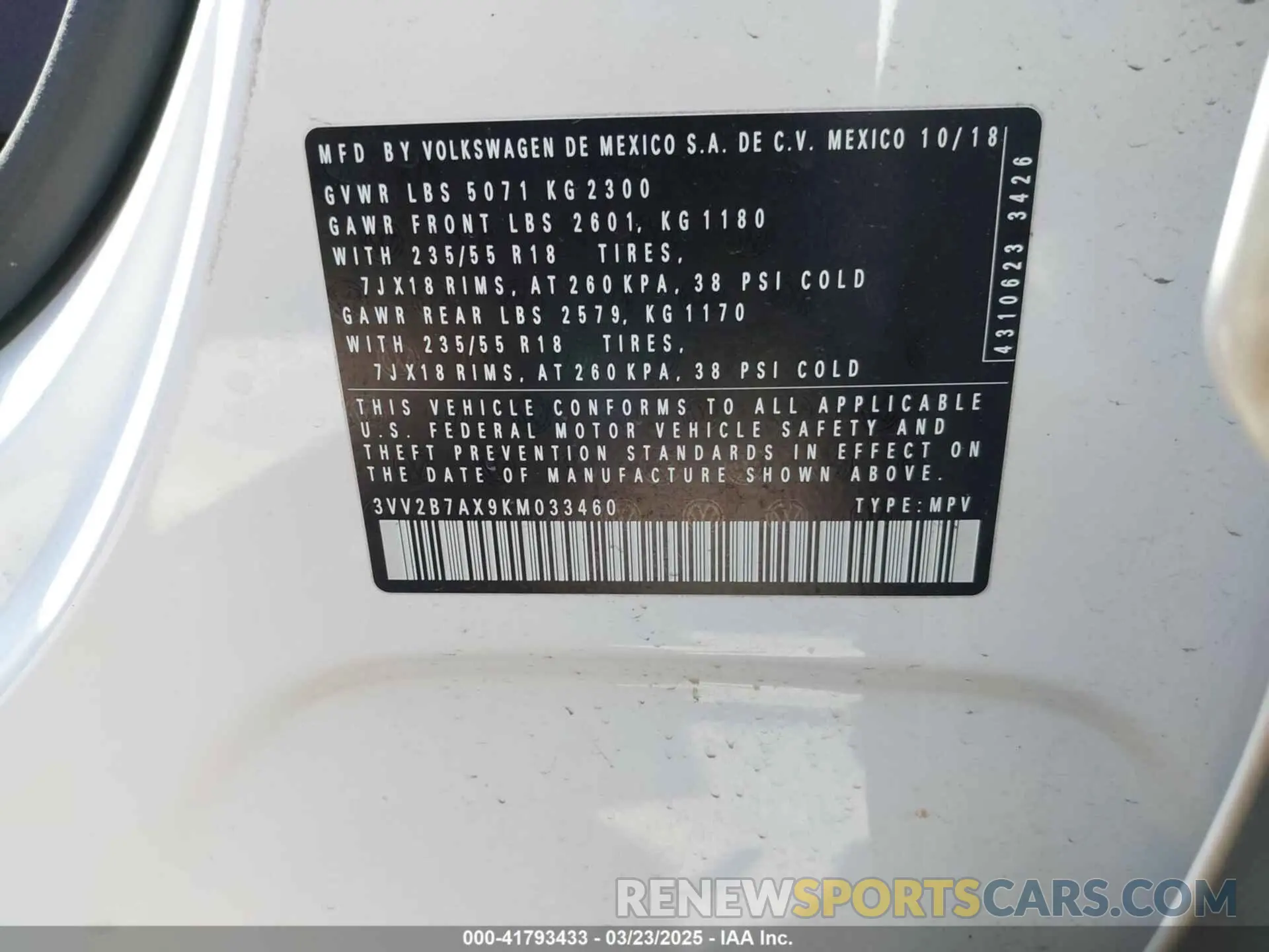 9 Photograph of a damaged car 3VV2B7AX9KM033460 VOLKSWAGEN TIGUAN 2019