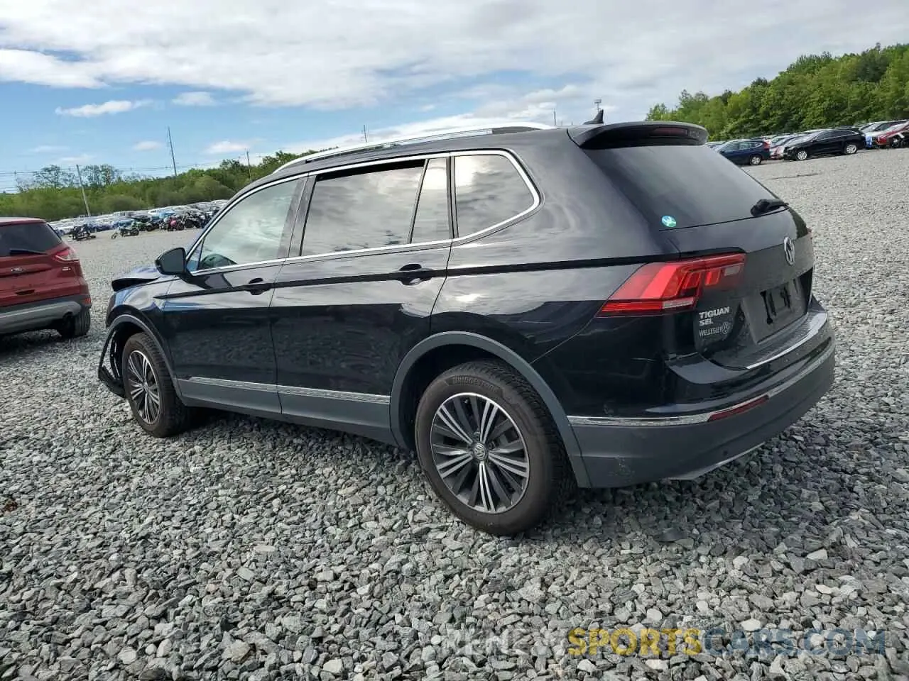 2 Photograph of a damaged car 3VV2B7AX9KM180653 VOLKSWAGEN TIGUAN 2019