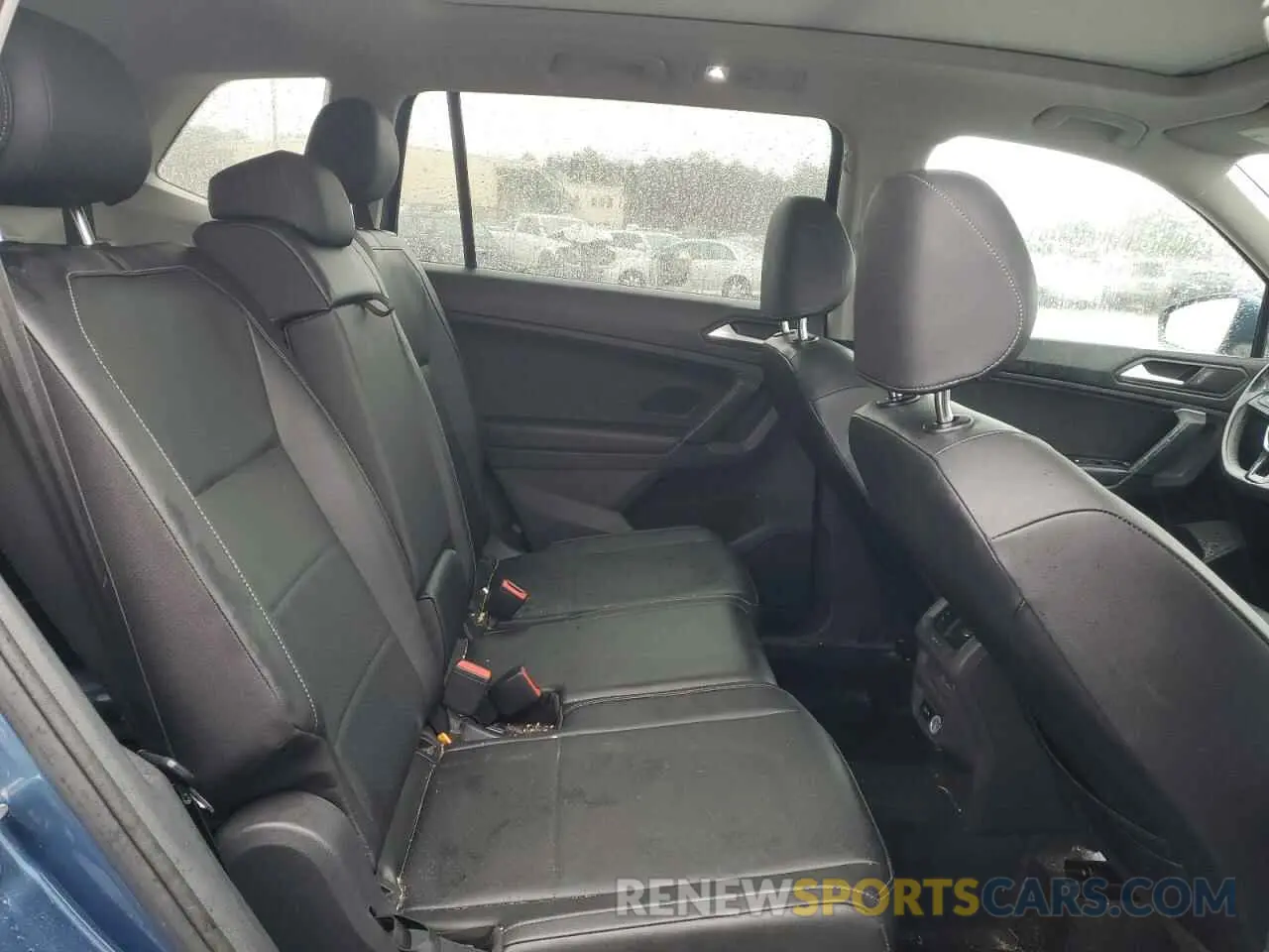 11 Photograph of a damaged car 3VV2B7AX9KM183777 VOLKSWAGEN TIGUAN 2019