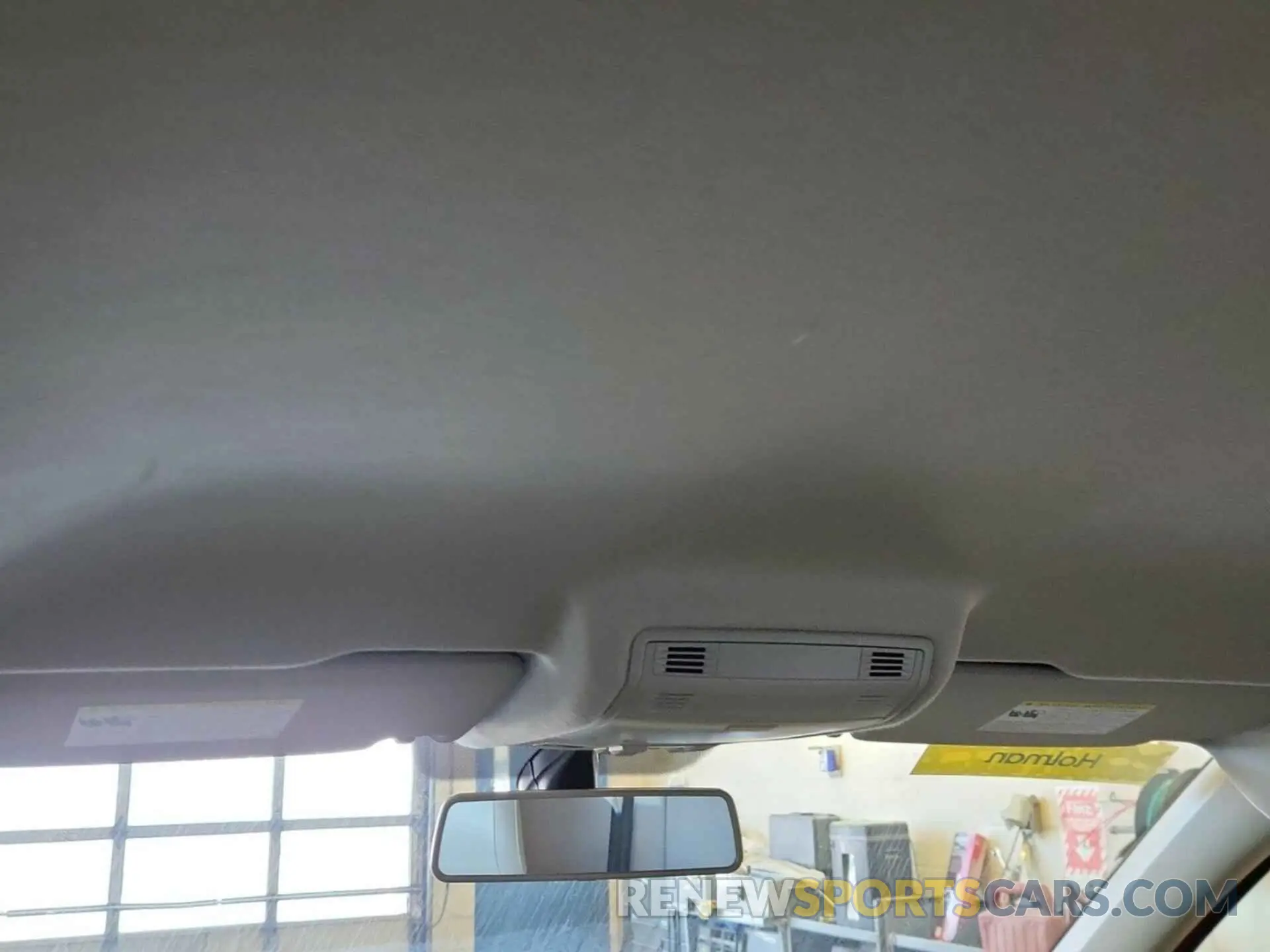 1 Фотография поврежденного автомобиля 3VV2B7AXXKM040000 VOLKSWAGEN TIGUAN 2019