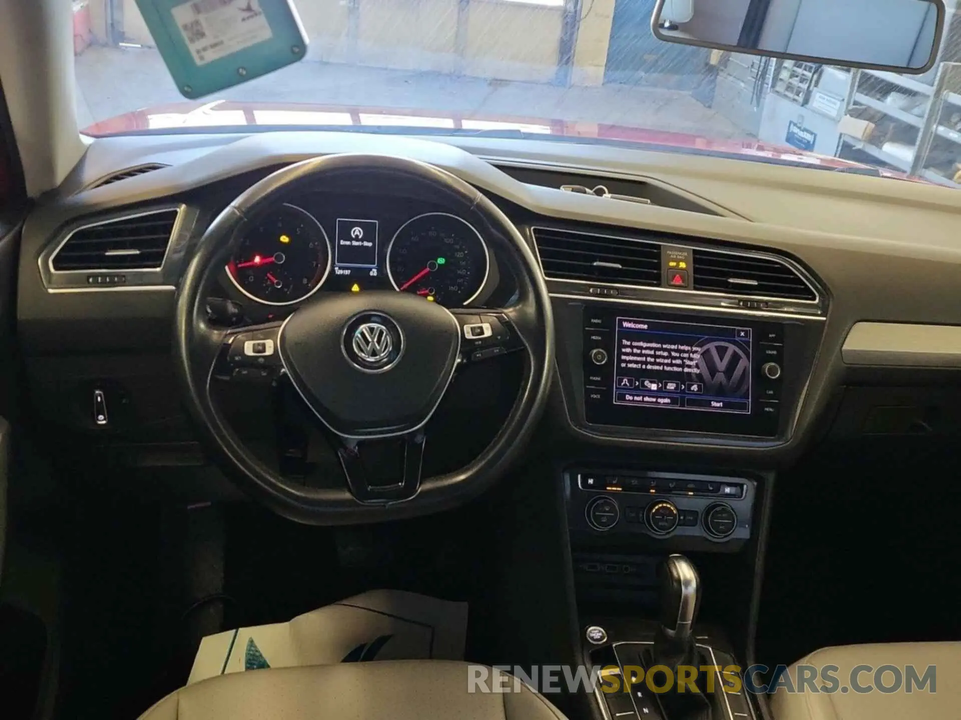 13 Фотография поврежденного автомобиля 3VV2B7AXXKM040000 VOLKSWAGEN TIGUAN 2019