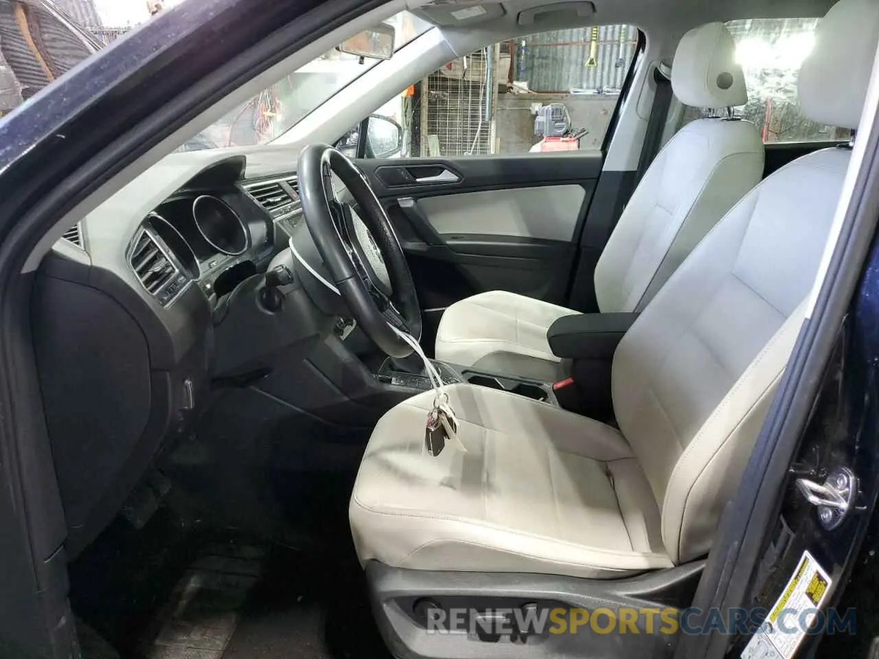 7 Фотография поврежденного автомобиля 3VV2B7AXXKM158998 VOLKSWAGEN TIGUAN 2019