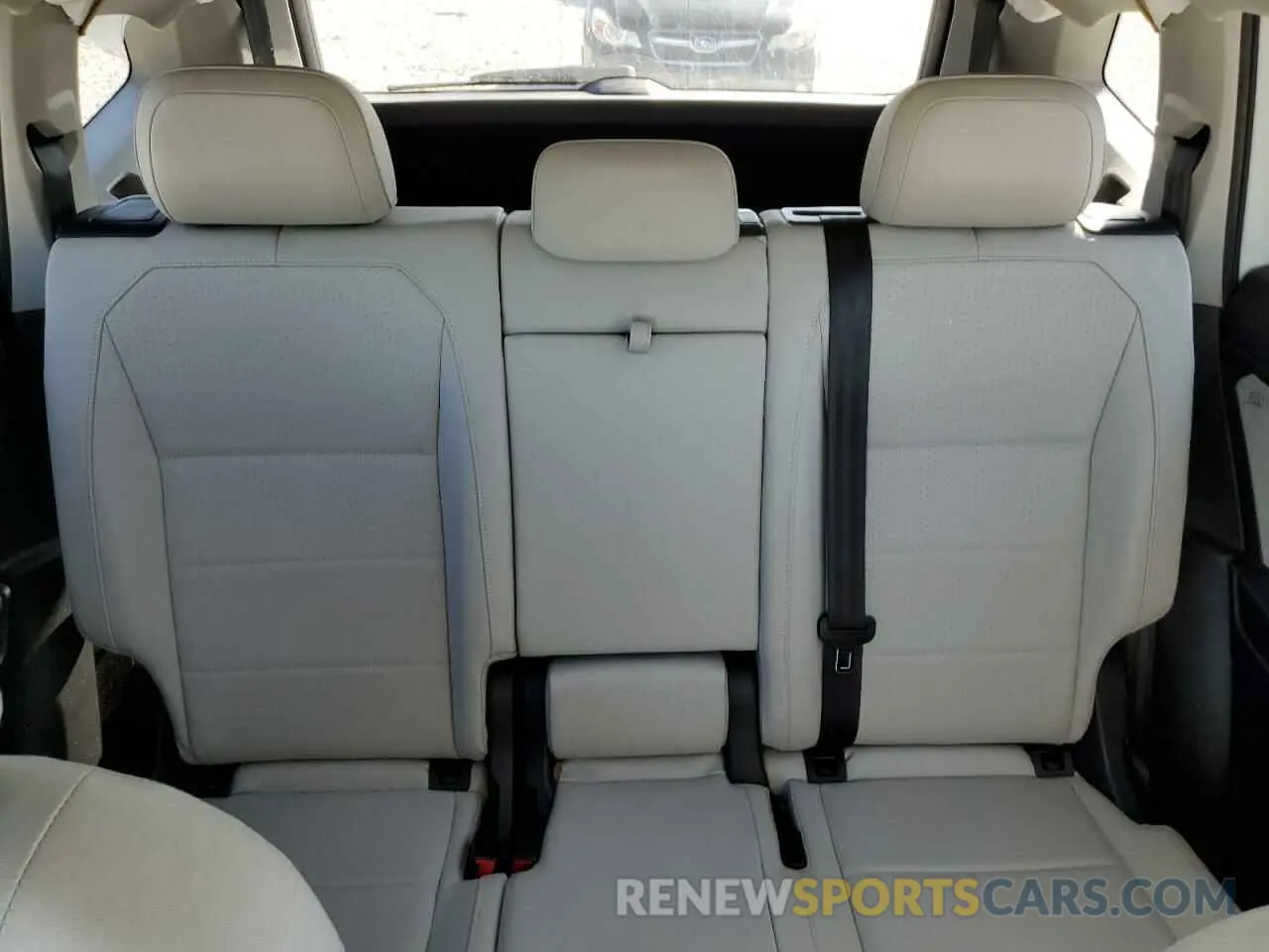 10 Photograph of a damaged car 3VV3B7AX0KM028457 VOLKSWAGEN TIGUAN 2019