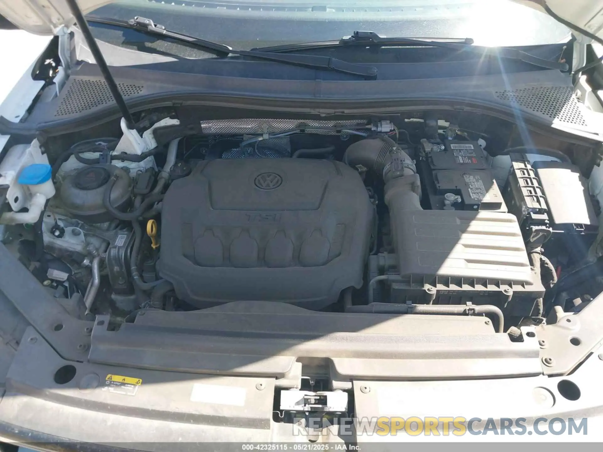 10 Фотография поврежденного автомобиля 3VV3B7AX2KM028928 VOLKSWAGEN TIGUAN 2019