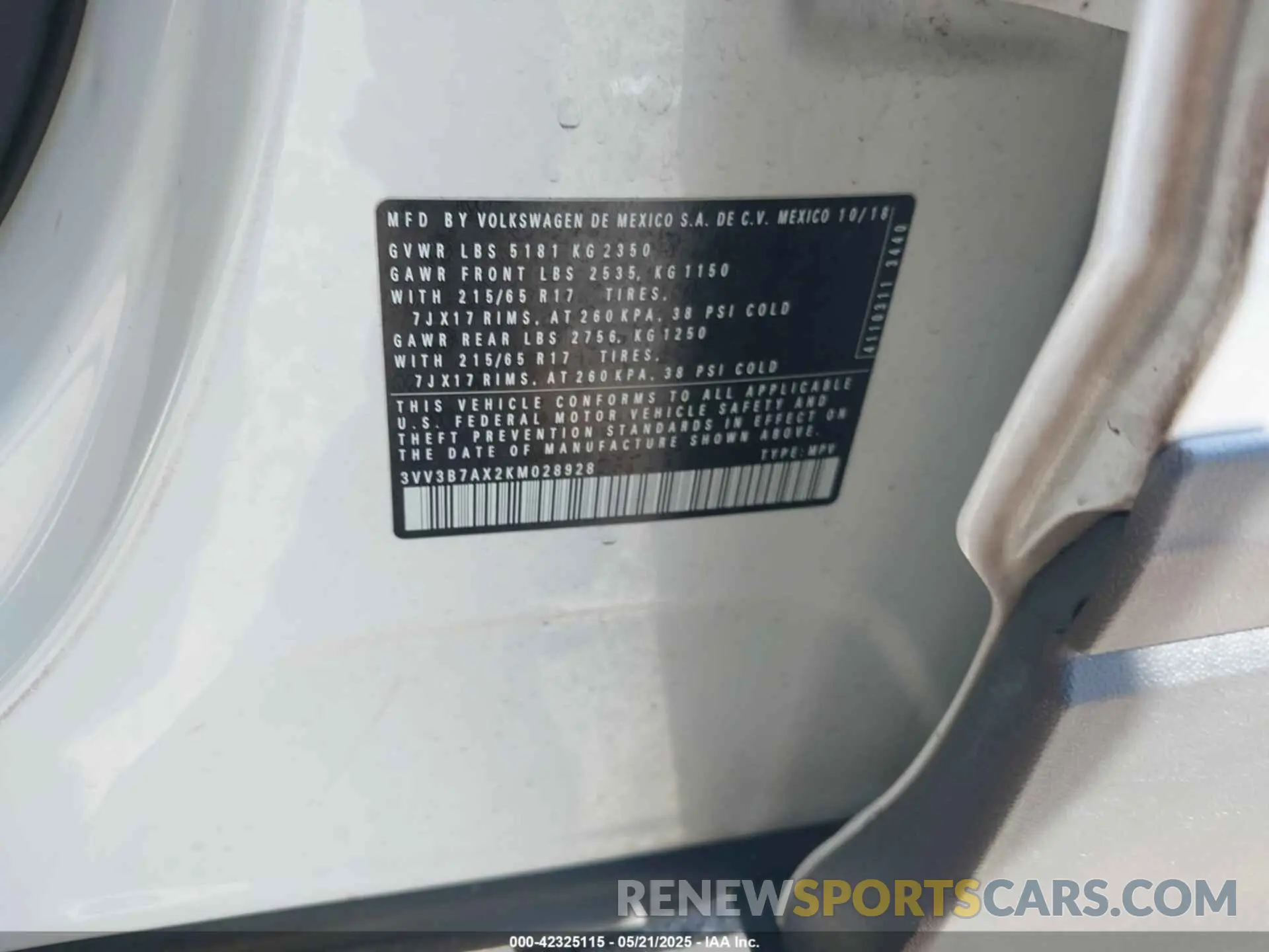 9 Фотография поврежденного автомобиля 3VV3B7AX2KM028928 VOLKSWAGEN TIGUAN 2019