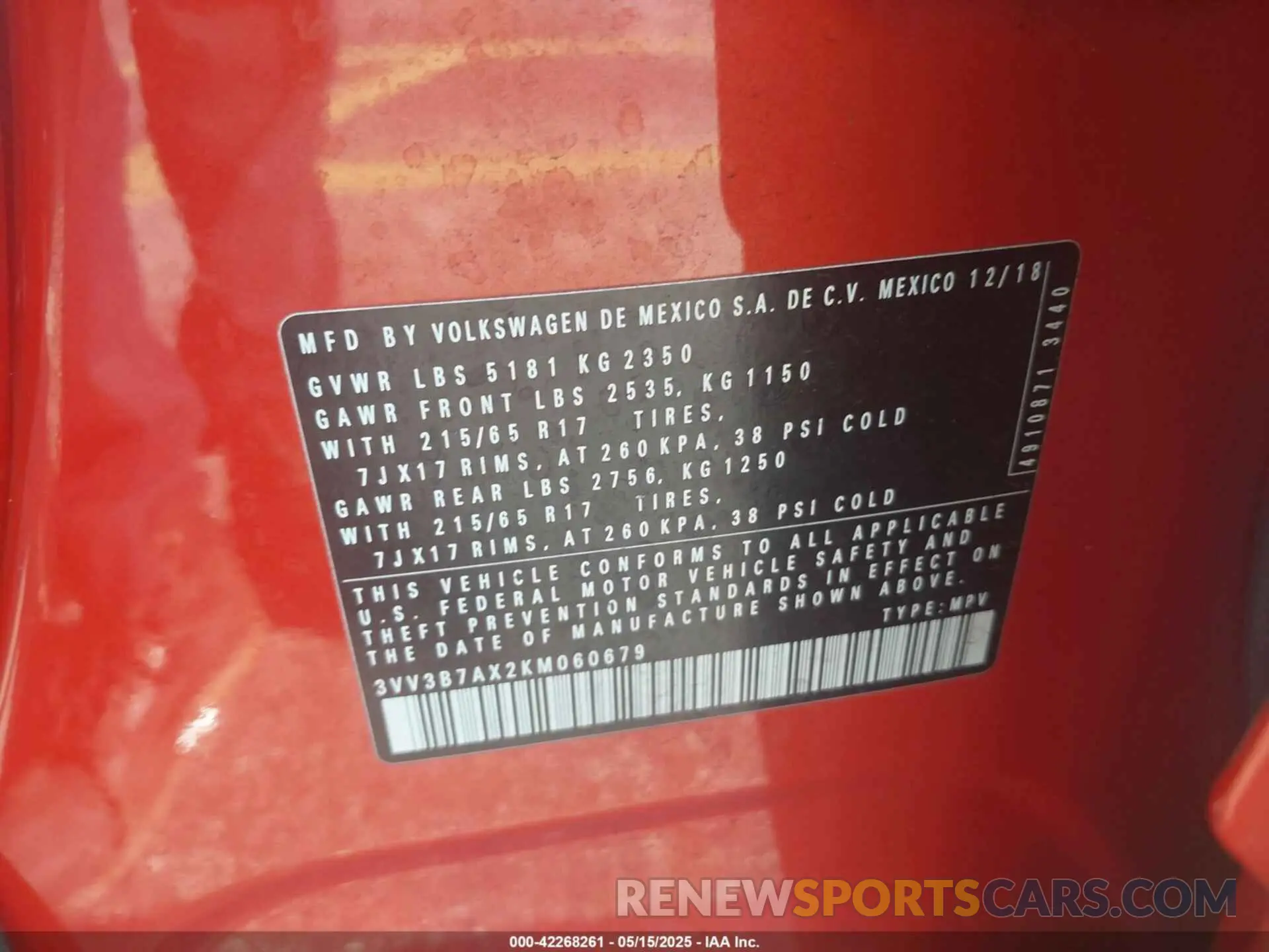 9 Photograph of a damaged car 3VV3B7AX2KM060679 VOLKSWAGEN TIGUAN 2019