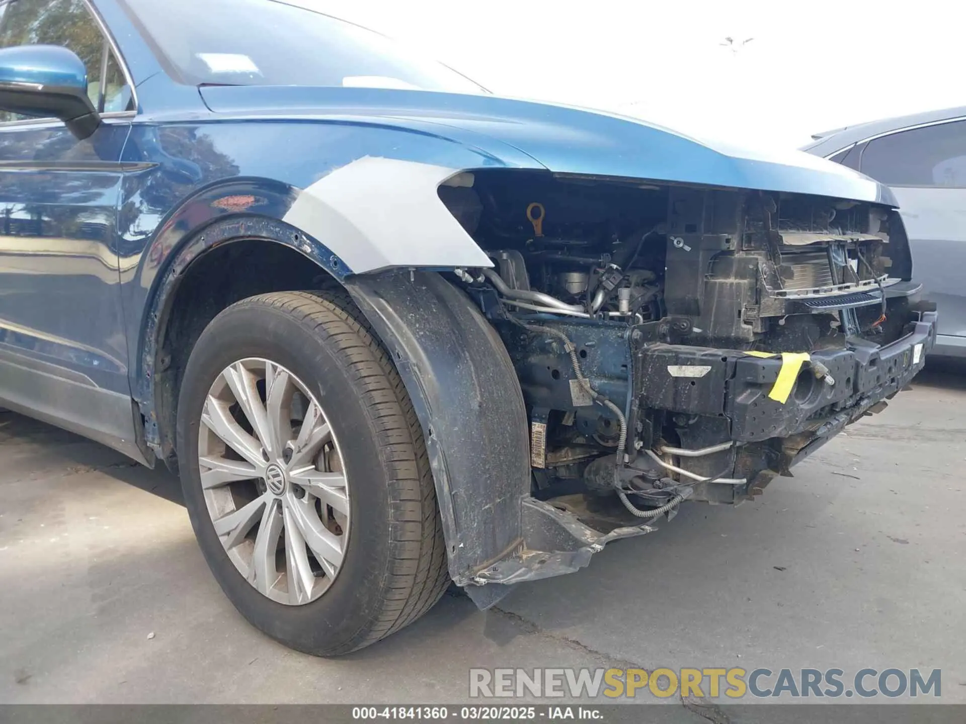 6 Фотография поврежденного автомобиля 3VV3B7AX2KM067907 VOLKSWAGEN TIGUAN 2019