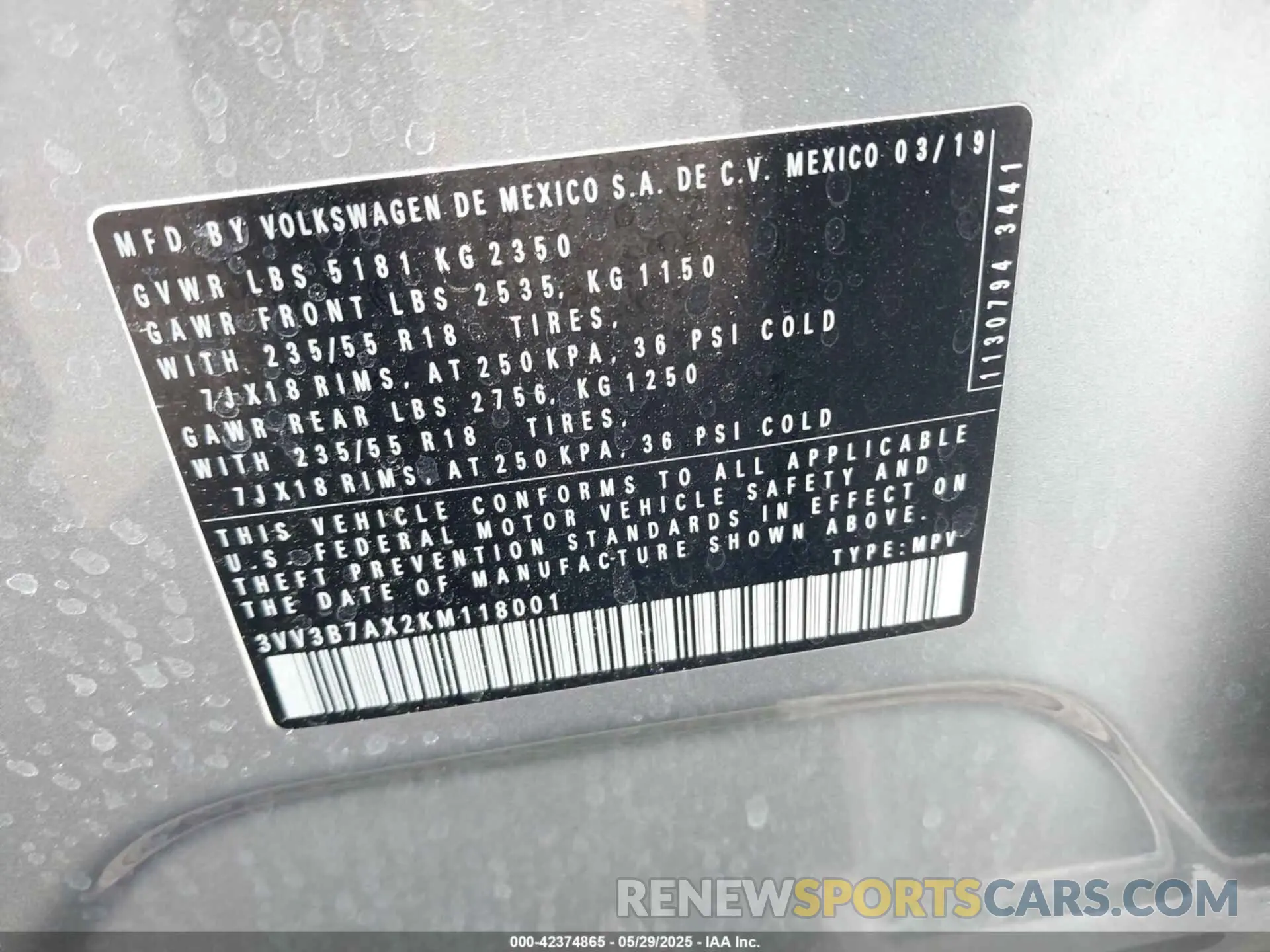9 Photograph of a damaged car 3VV3B7AX2KM118001 VOLKSWAGEN TIGUAN 2019