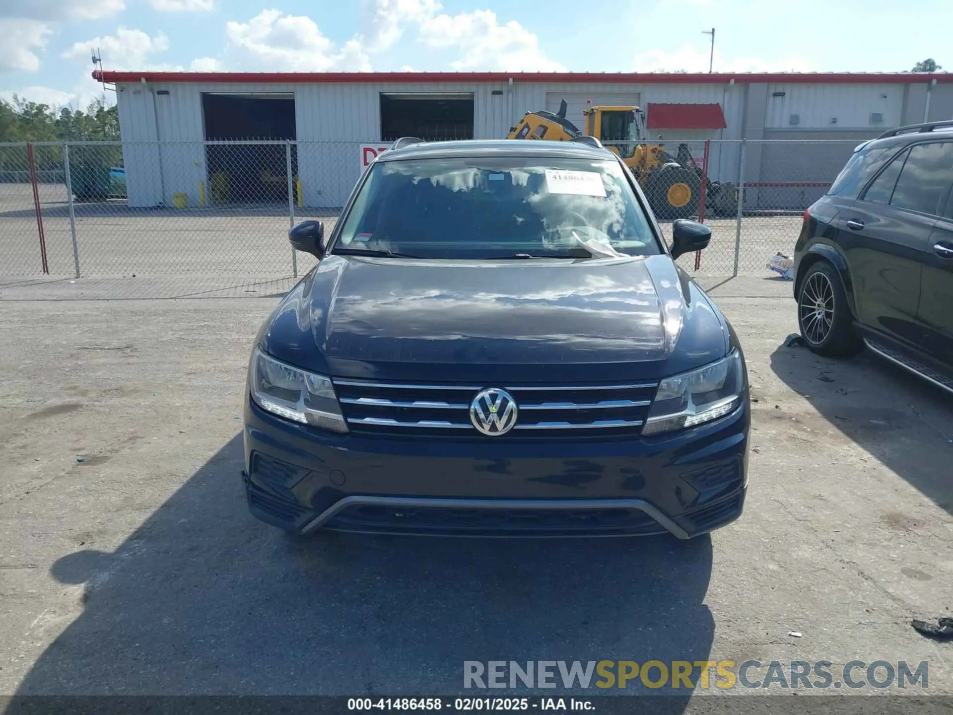 12 Фотография поврежденного автомобиля 3VV3B7AX2KM136935 VOLKSWAGEN TIGUAN 2019