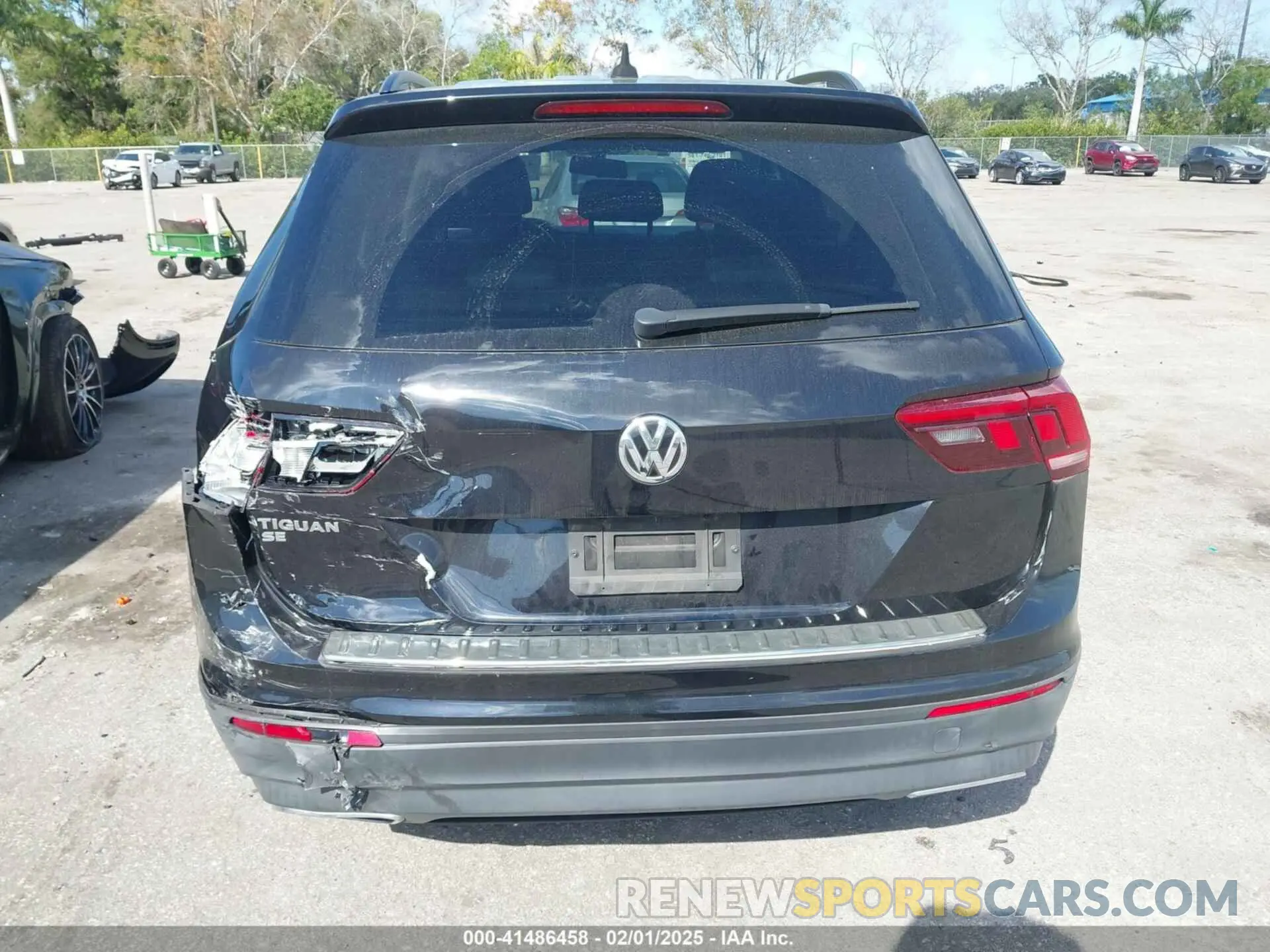 6 Фотография поврежденного автомобиля 3VV3B7AX2KM136935 VOLKSWAGEN TIGUAN 2019