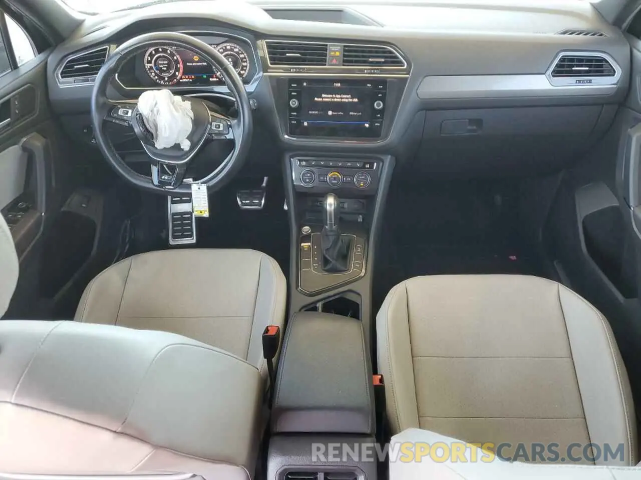 8 Photograph of a damaged car 3VV3B7AX3KM012480 VOLKSWAGEN TIGUAN 2019
