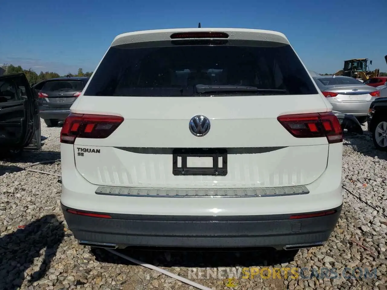 6 Photograph of a damaged car 3VV3B7AX3KM150732 VOLKSWAGEN TIGUAN 2019