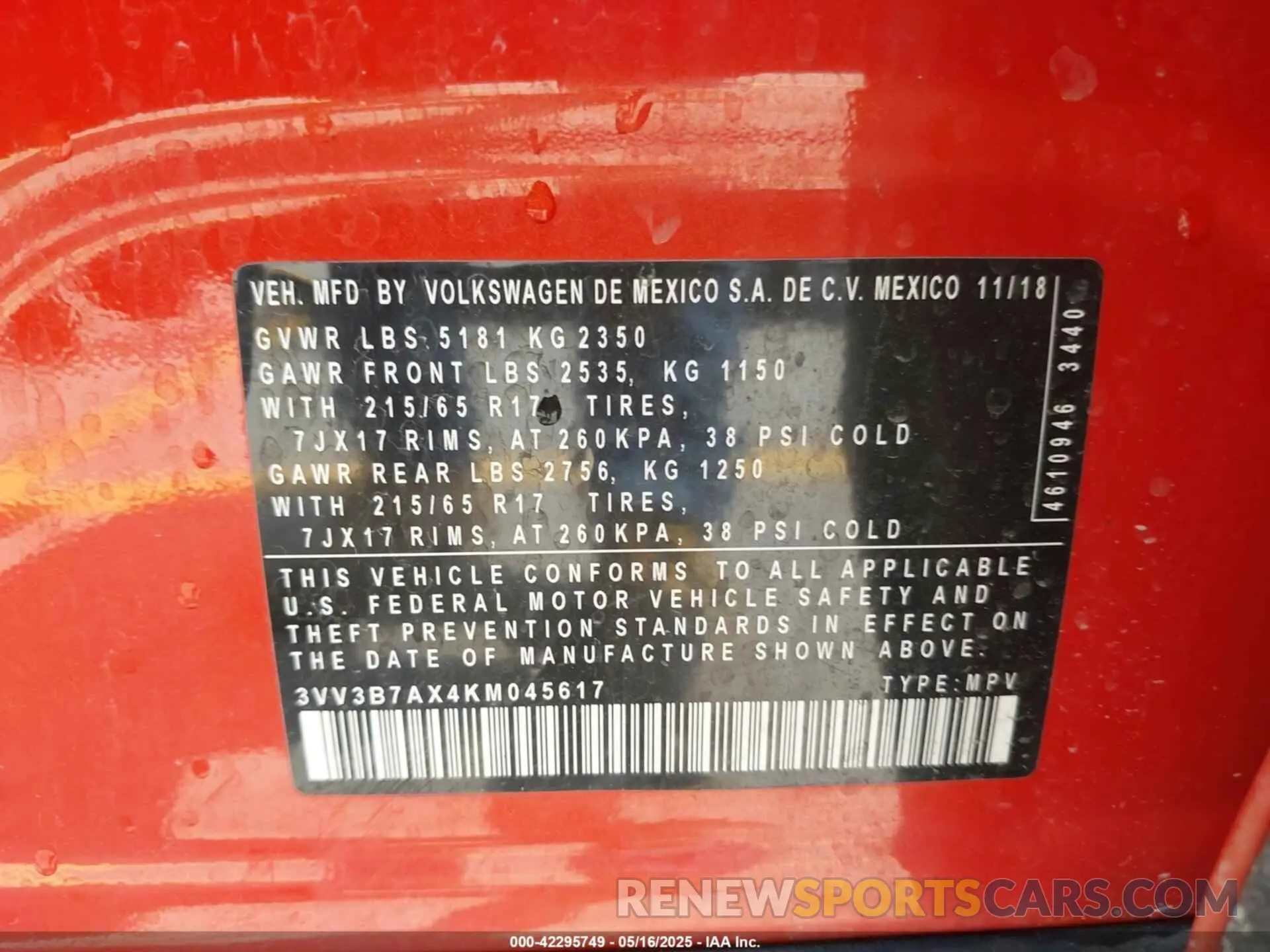 9 Photograph of a damaged car 3VV3B7AX4KM045617 VOLKSWAGEN TIGUAN 2019