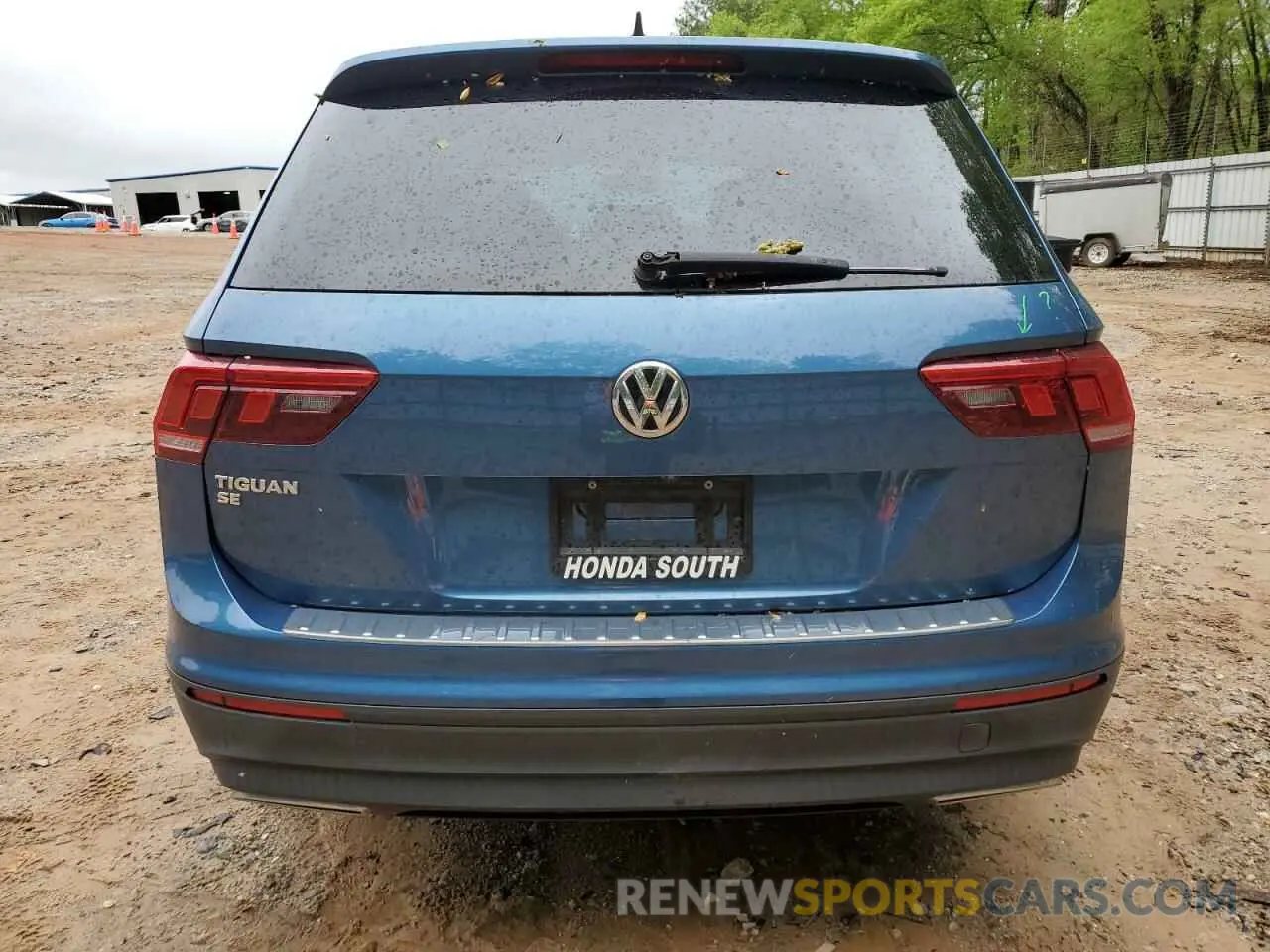 6 Photograph of a damaged car 3VV3B7AX5KM181870 VOLKSWAGEN TIGUAN 2019