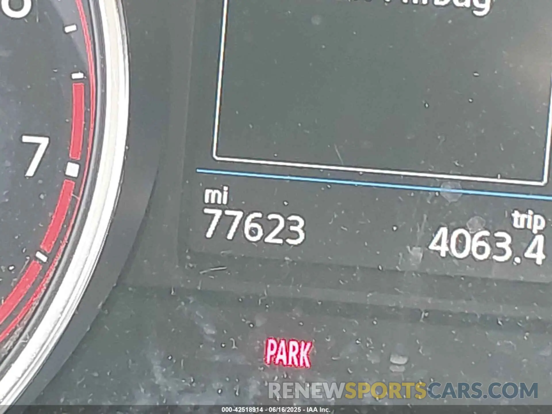 15 Photograph of a damaged car 3VV3B7AX6KM098772 VOLKSWAGEN TIGUAN 2019