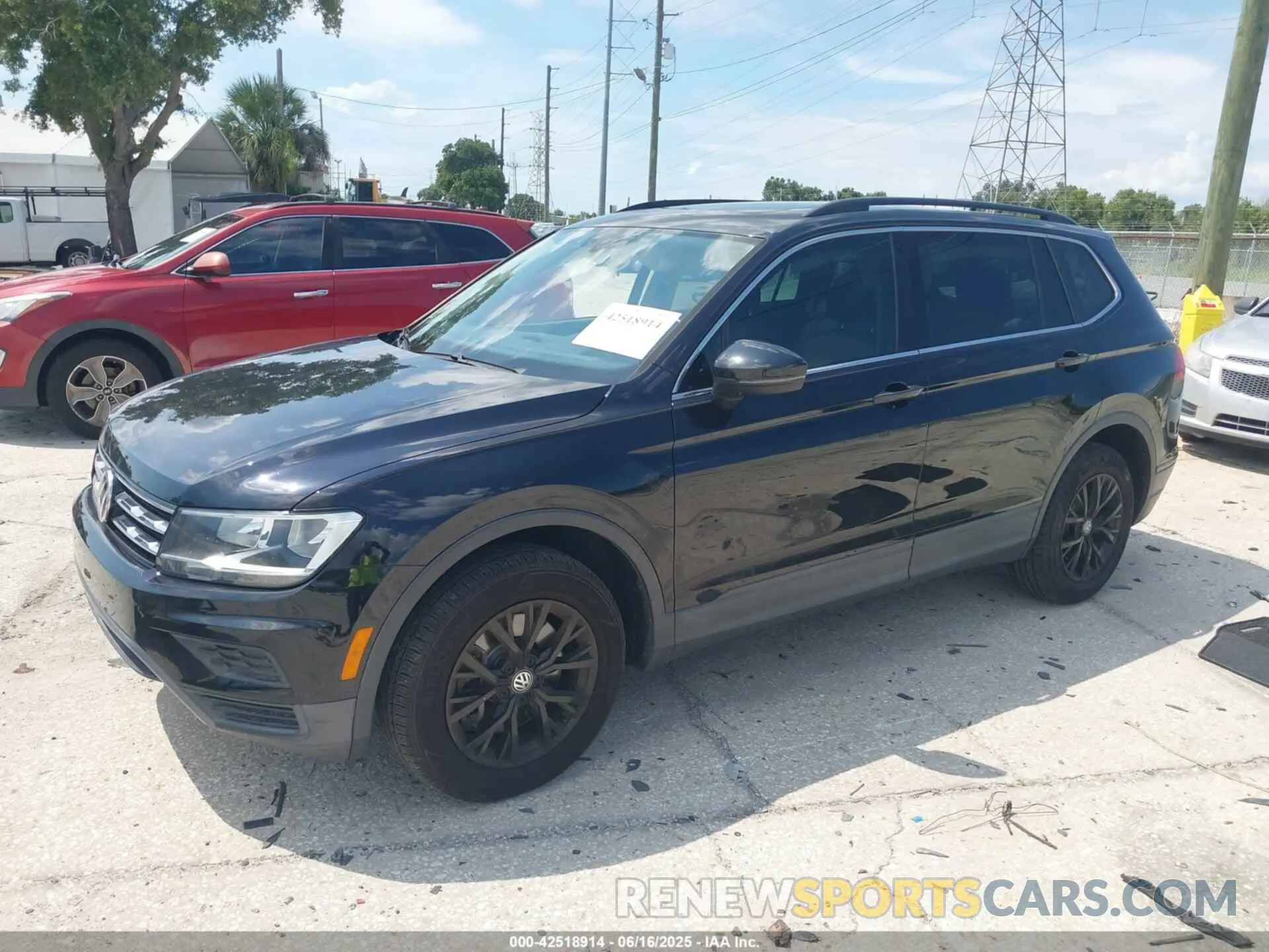 2 Photograph of a damaged car 3VV3B7AX6KM098772 VOLKSWAGEN TIGUAN 2019