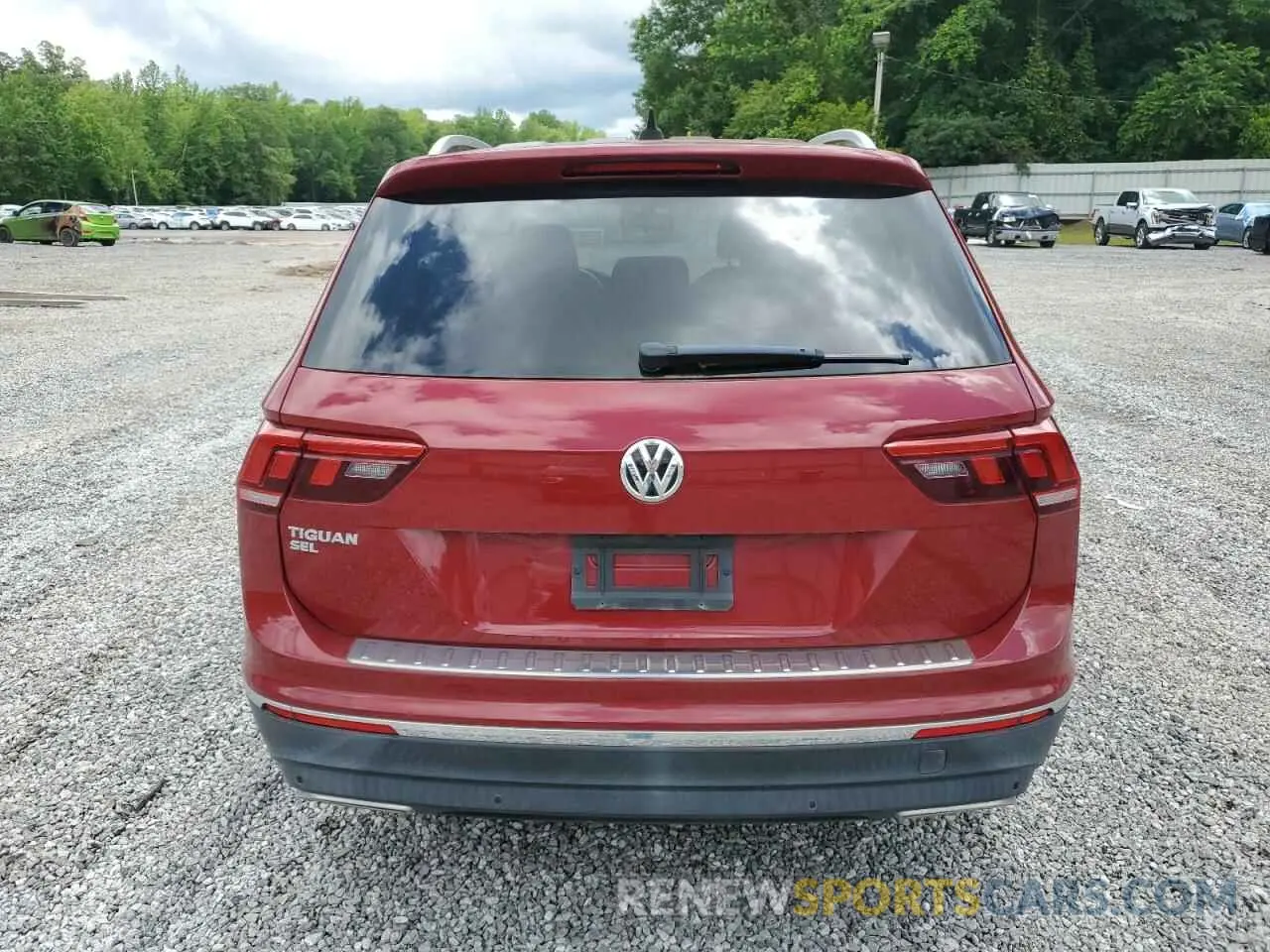 6 Photograph of a damaged car 3VV3B7AX6KM130961 VOLKSWAGEN TIGUAN 2019