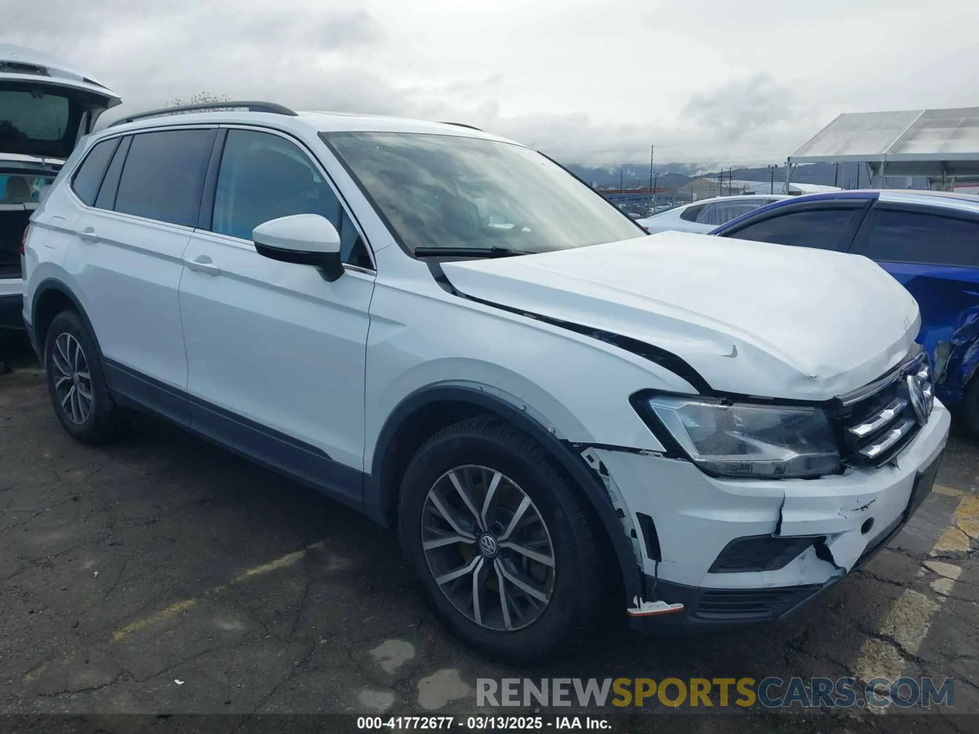 1 Фотография поврежденного автомобиля 3VV3B7AX6KM178881 VOLKSWAGEN TIGUAN 2019