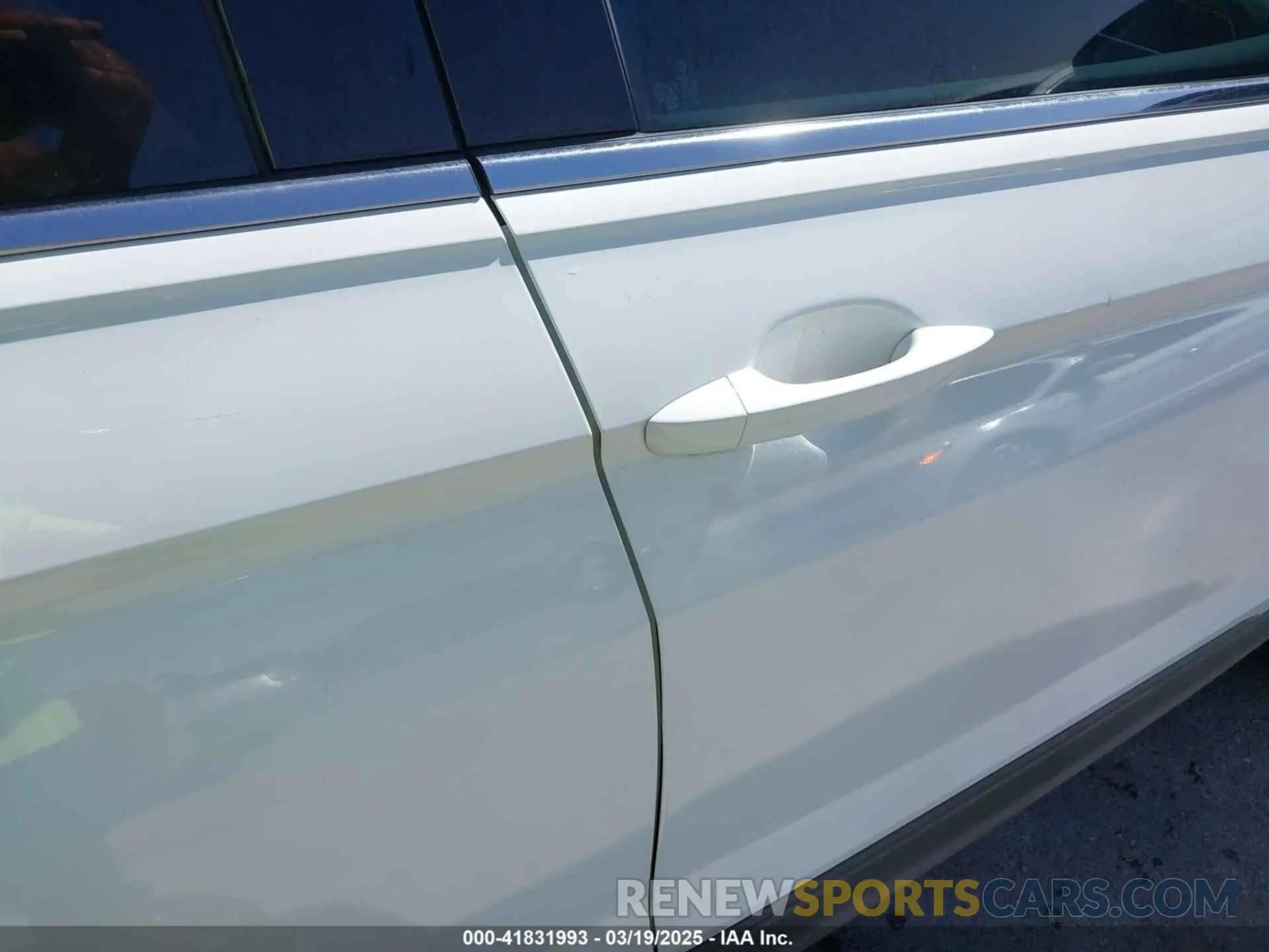 6 Photograph of a damaged car 3VV3B7AX7KM139460 VOLKSWAGEN TIGUAN 2019
