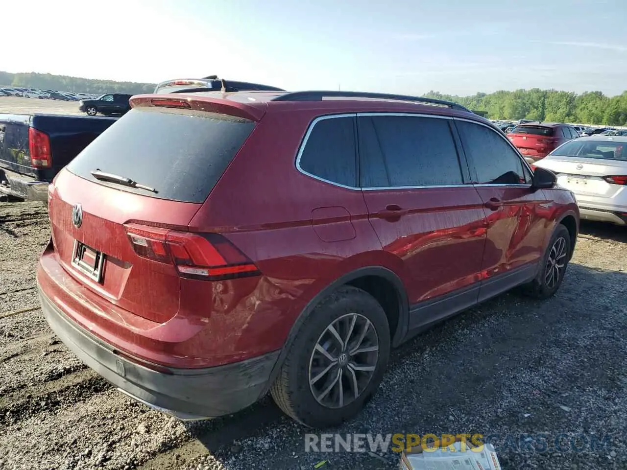 3 Photograph of a damaged car 3VV3B7AX9KM018445 VOLKSWAGEN TIGUAN 2019