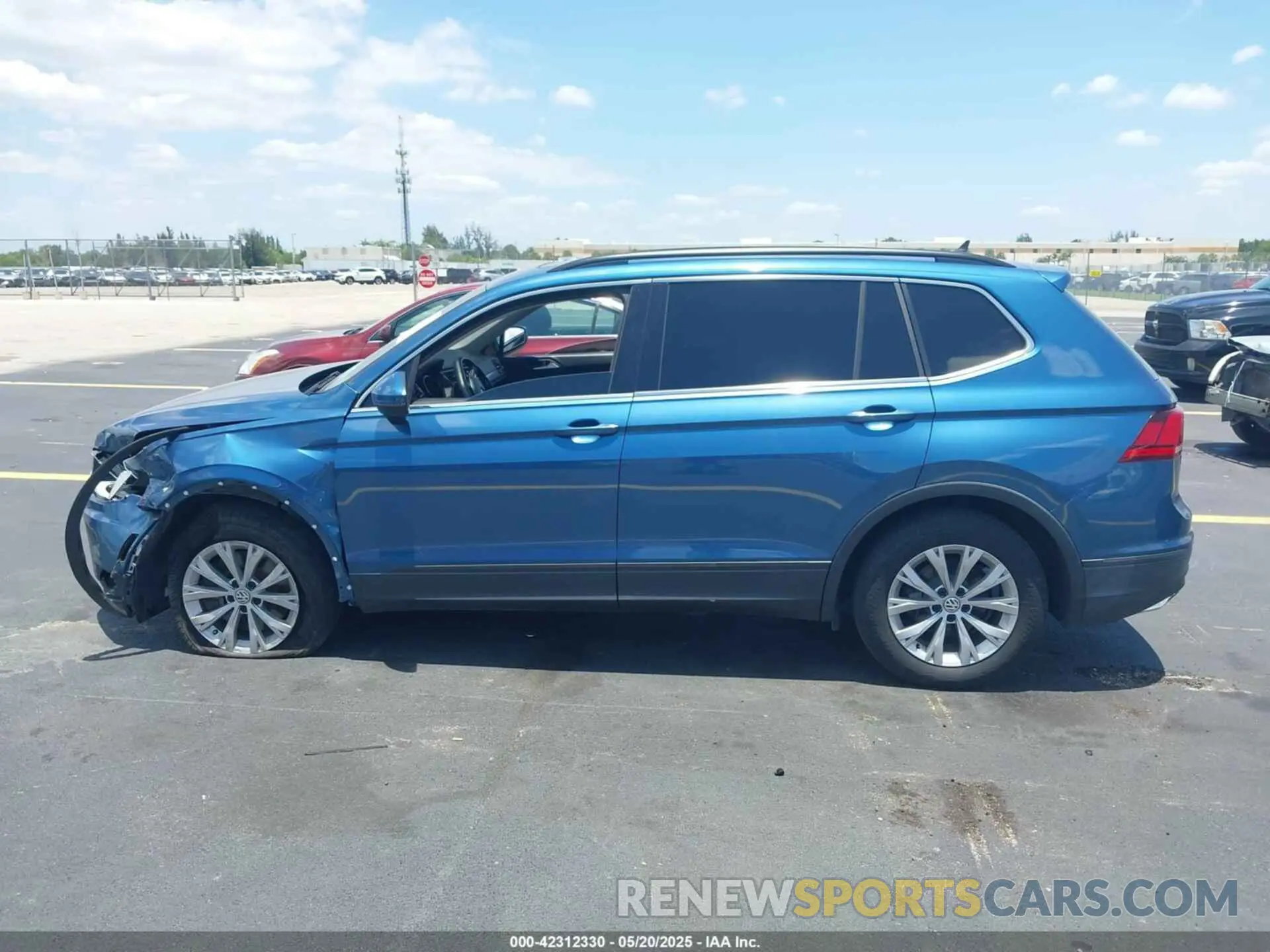 14 Фотография поврежденного автомобиля 3VV3B7AX9KM057438 VOLKSWAGEN TIGUAN 2019