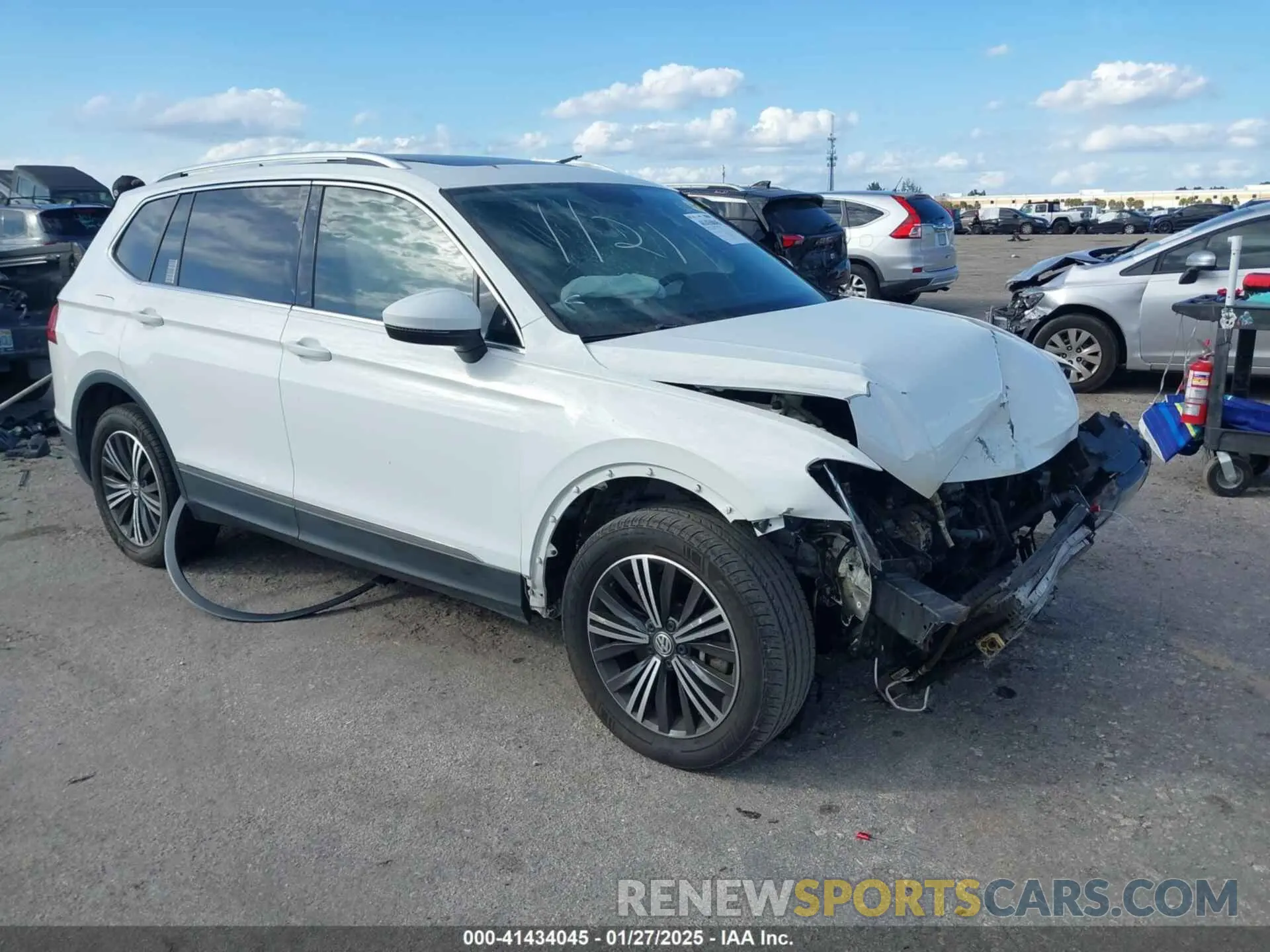 1 Photograph of a damaged car 3VV3B7AX9KM067418 VOLKSWAGEN TIGUAN 2019