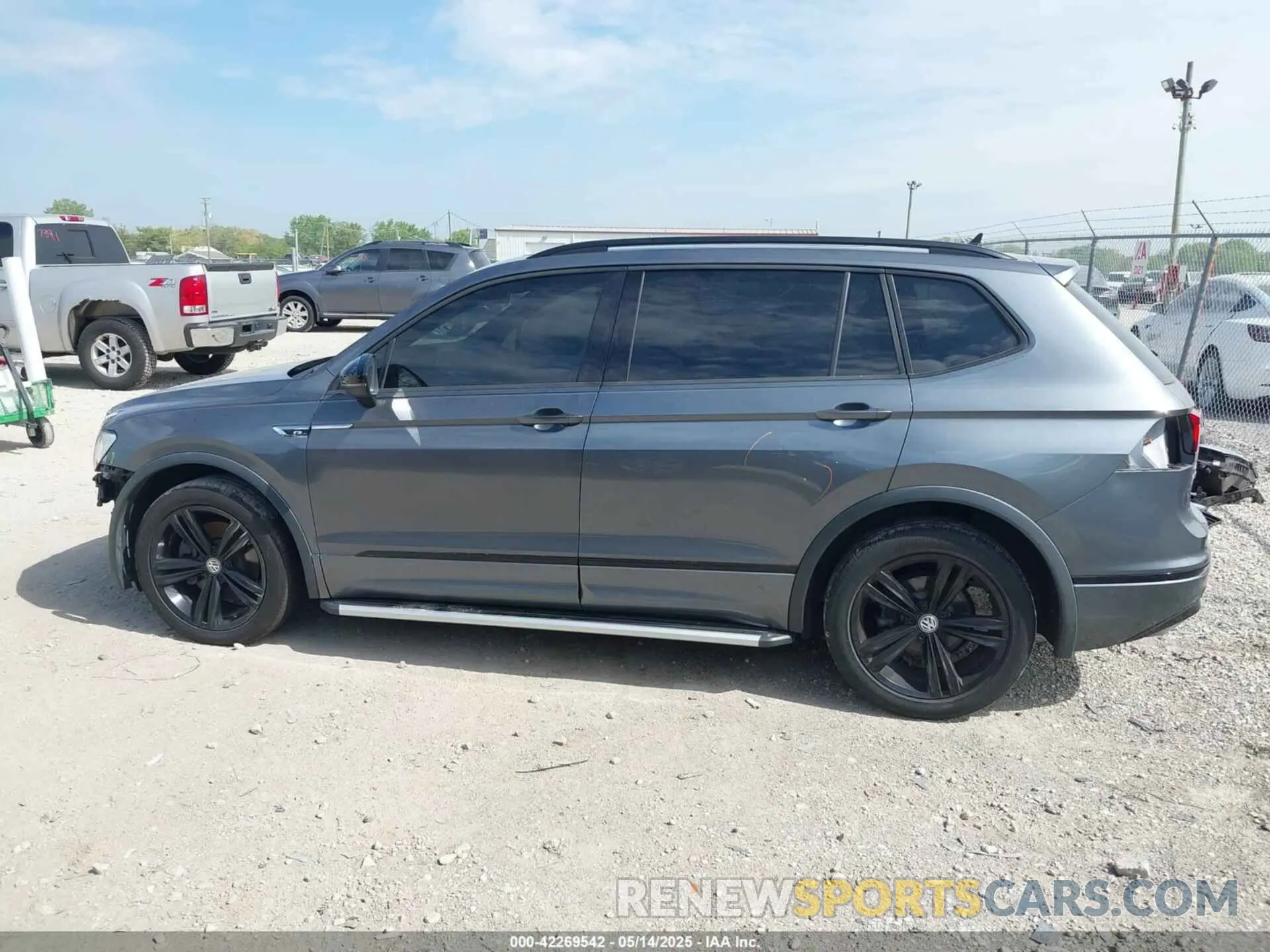 15 Photograph of a damaged car 3VV3B7AX9KM134177 VOLKSWAGEN TIGUAN 2019