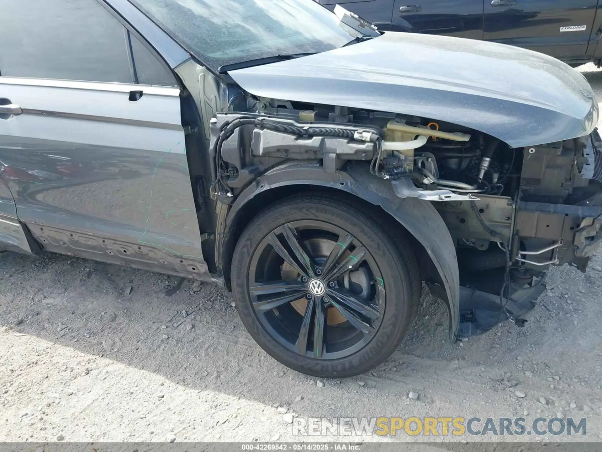 19 Photograph of a damaged car 3VV3B7AX9KM134177 VOLKSWAGEN TIGUAN 2019