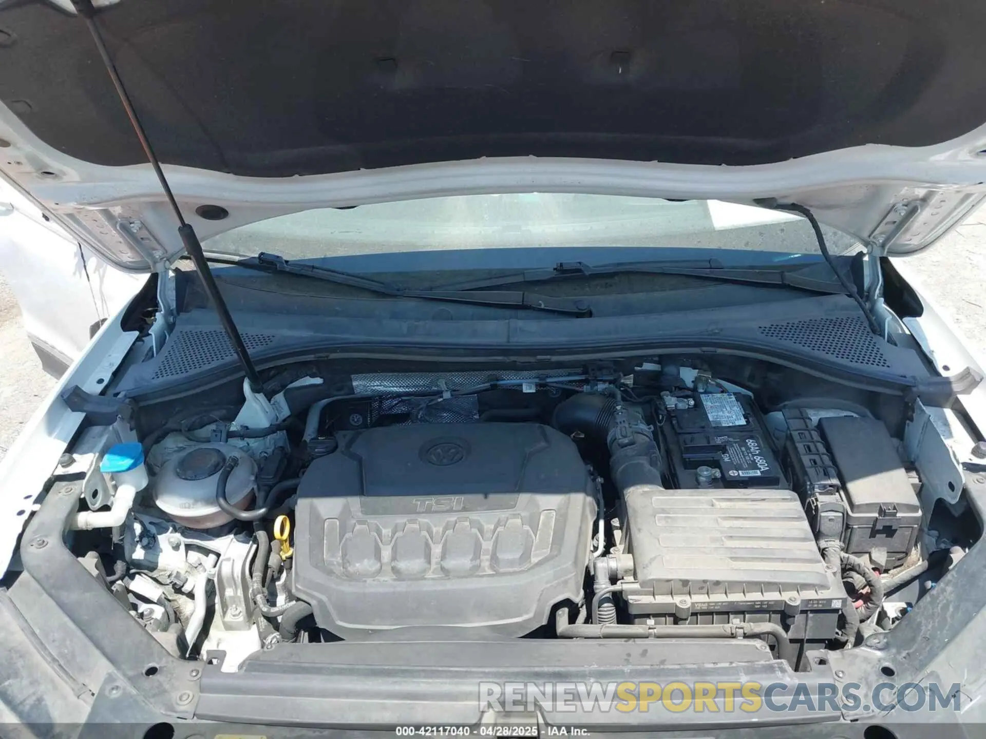 10 Photograph of a damaged car 3VV3B7AX9KM189485 VOLKSWAGEN TIGUAN 2019