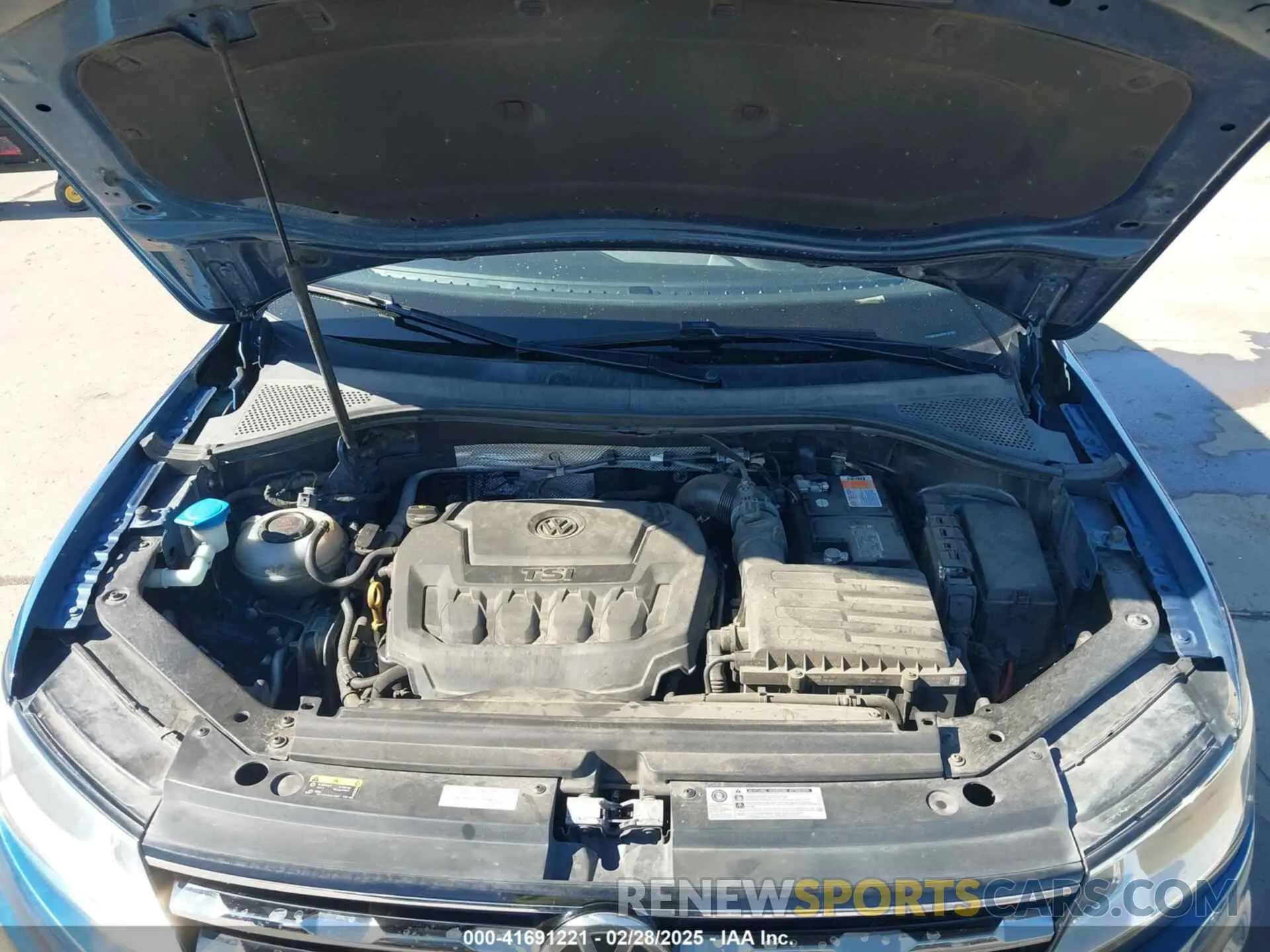 10 Фотография поврежденного автомобиля 3VV3B7AX9KM197862 VOLKSWAGEN TIGUAN 2019