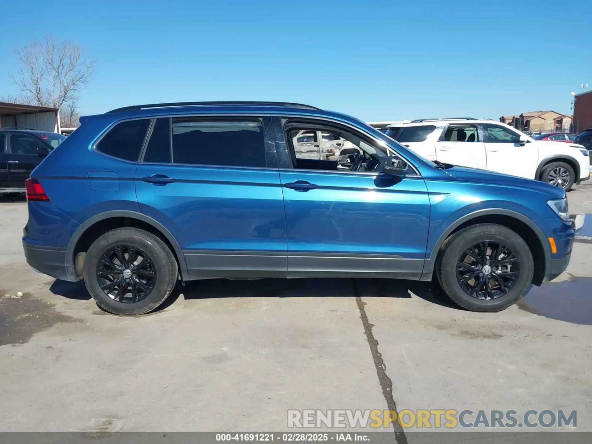 13 Фотография поврежденного автомобиля 3VV3B7AX9KM197862 VOLKSWAGEN TIGUAN 2019