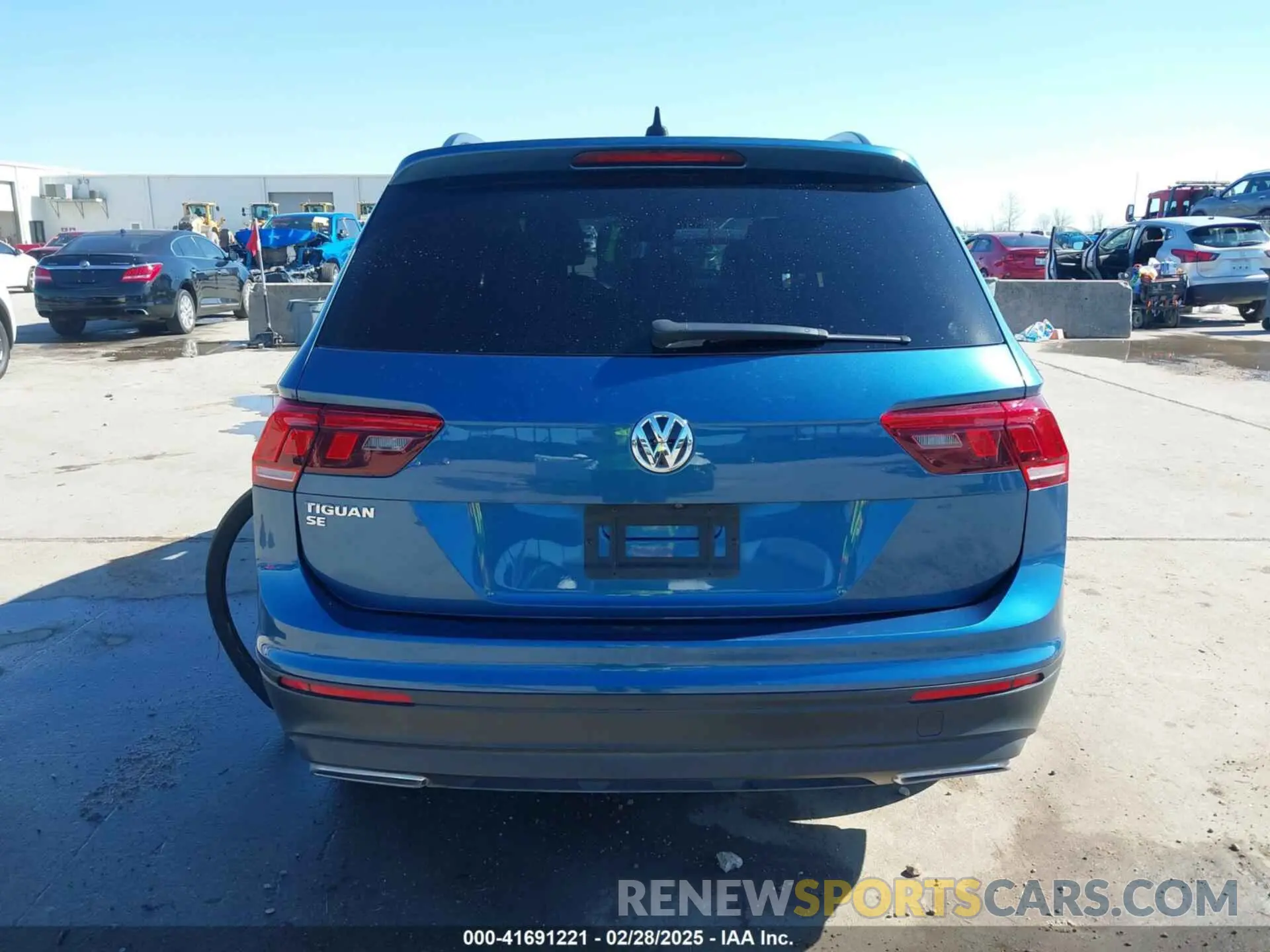 16 Фотография поврежденного автомобиля 3VV3B7AX9KM197862 VOLKSWAGEN TIGUAN 2019