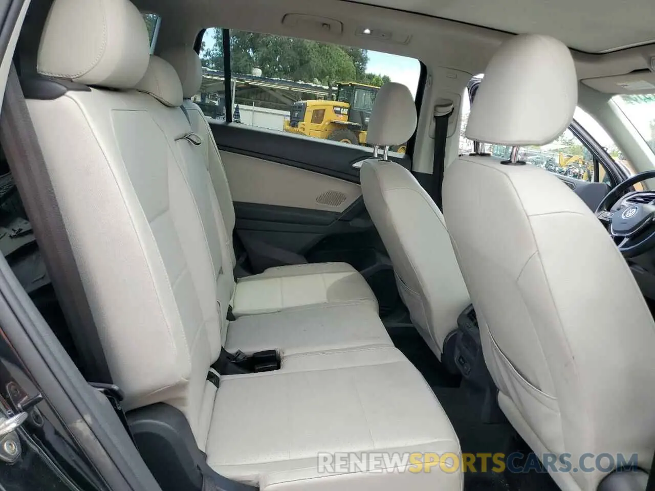 11 Photograph of a damaged car 3VV3B7AXXKM142949 VOLKSWAGEN TIGUAN 2019