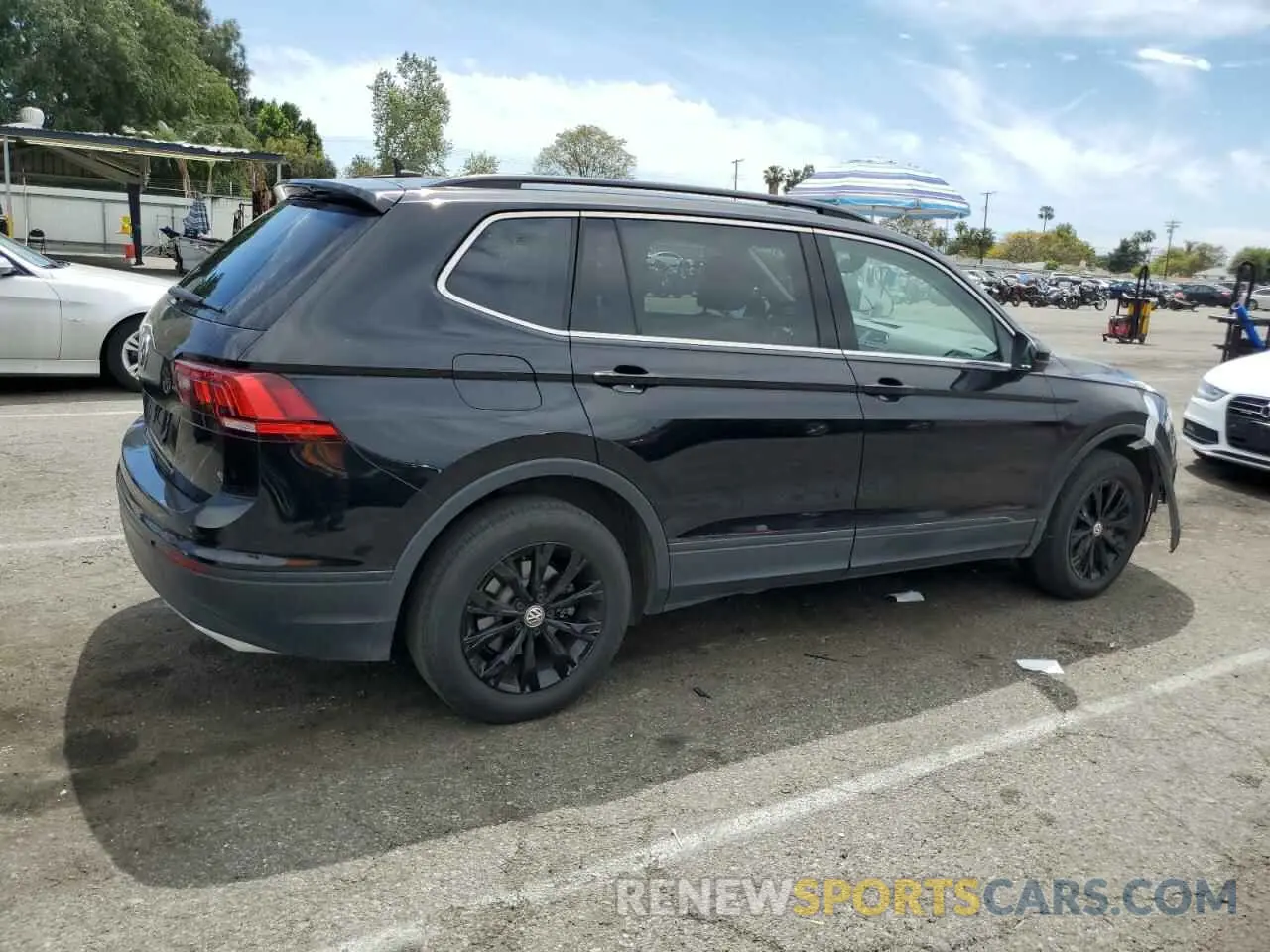 3 Photograph of a damaged car 3VV3B7AXXKM142949 VOLKSWAGEN TIGUAN 2019