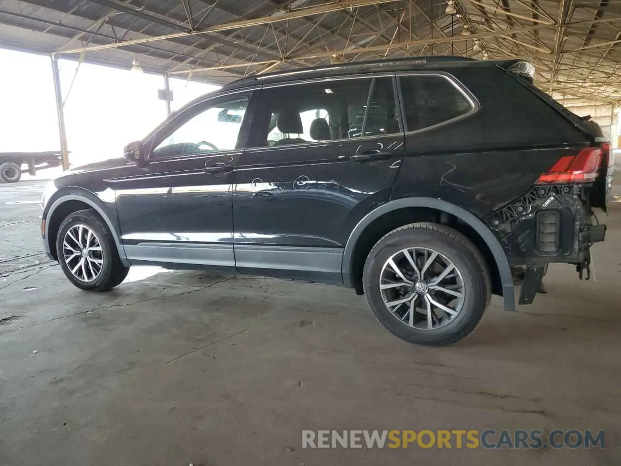 2 Фотография поврежденного автомобиля 3VV3B7AXXKM172744 VOLKSWAGEN TIGUAN 2019