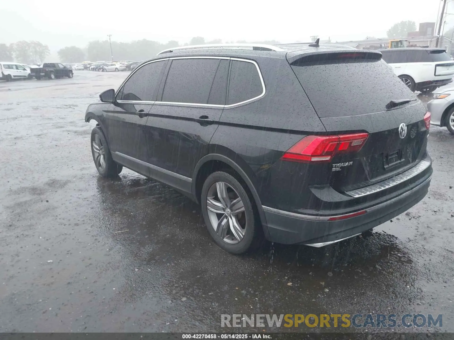 3 Фотография поврежденного автомобиля 3VV4B7AX0KM072527 VOLKSWAGEN TIGUAN 2019