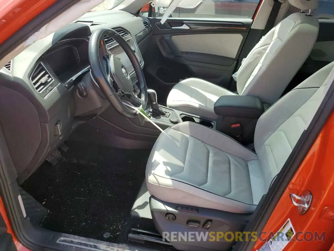 7 Фотография поврежденного автомобиля 3VV4B7AX0KM113139 VOLKSWAGEN TIGUAN 2019