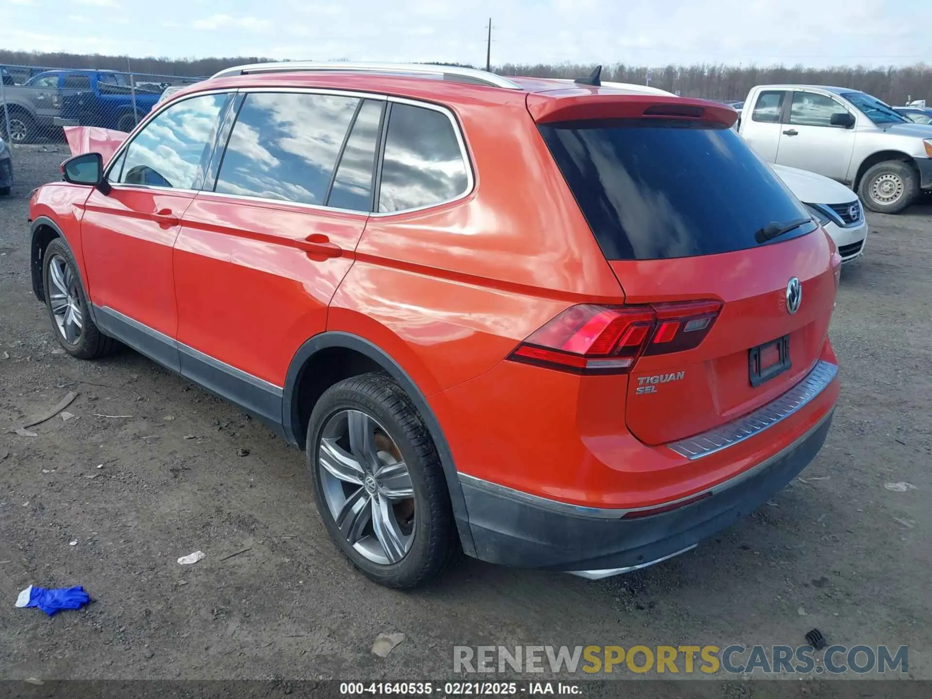 3 Фотография поврежденного автомобиля 3VV4B7AX9KM068380 VOLKSWAGEN TIGUAN 2019