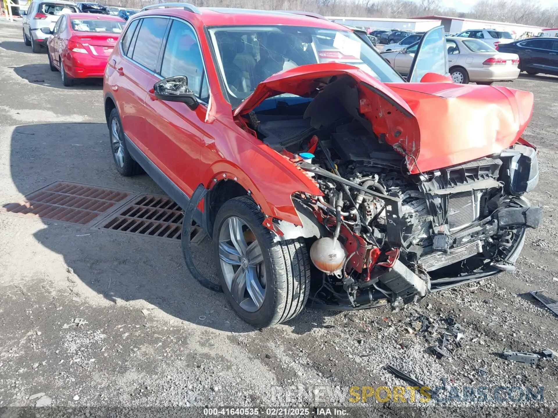 6 Фотография поврежденного автомобиля 3VV4B7AX9KM068380 VOLKSWAGEN TIGUAN 2019