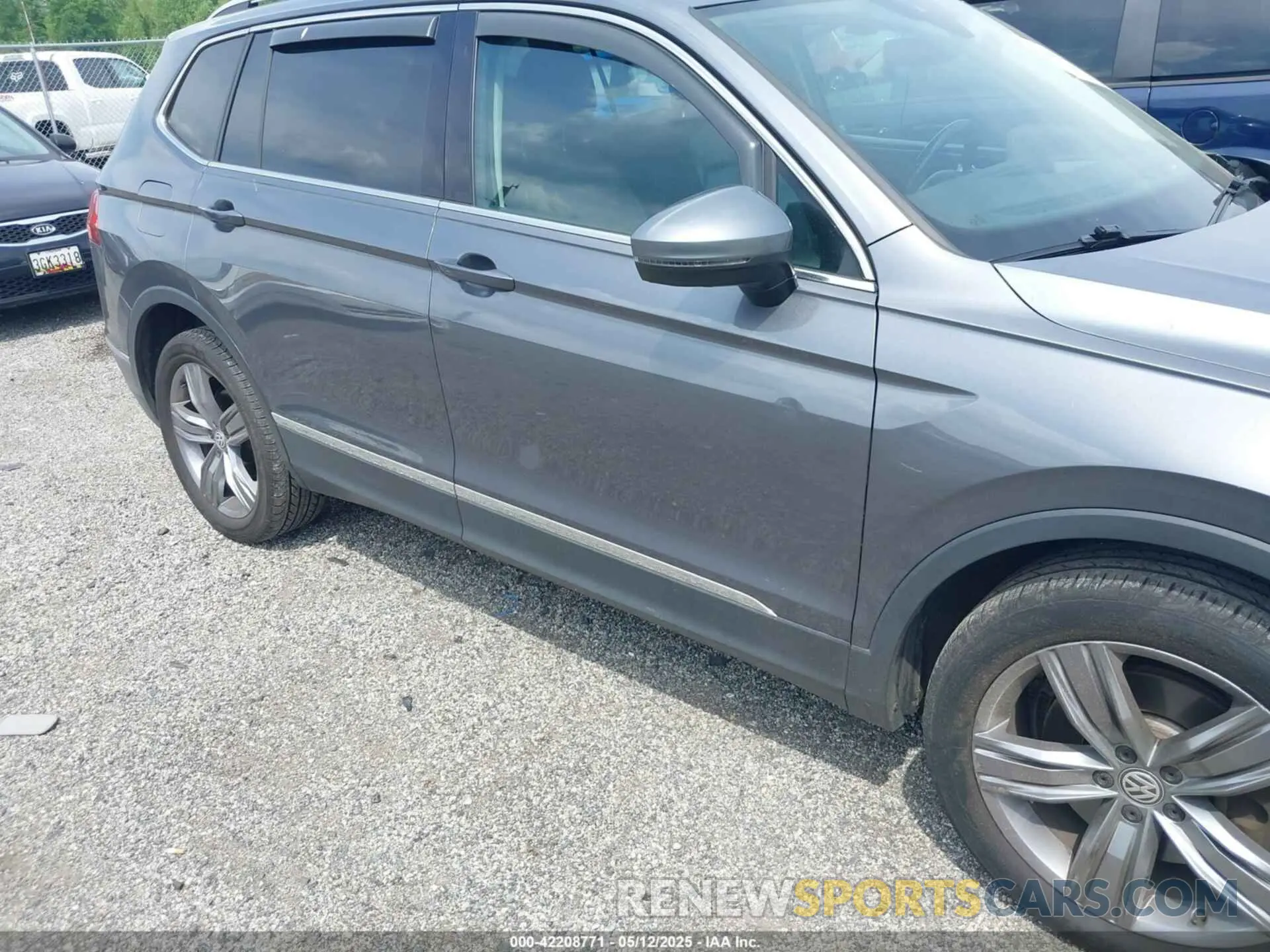 6 Photograph of a damaged car 3VV4B7AXXKM021780 VOLKSWAGEN TIGUAN 2019