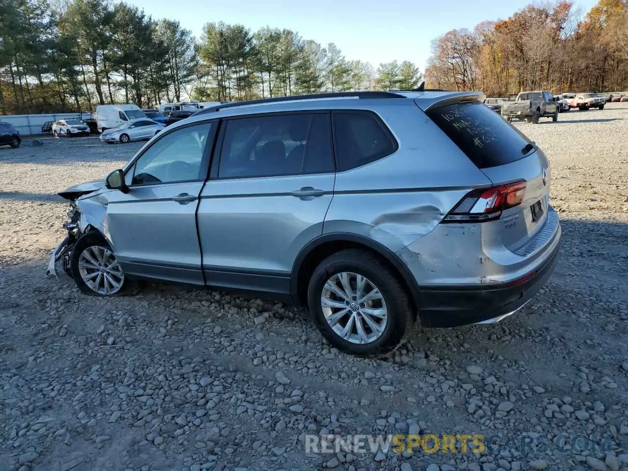 2 Photograph of a damaged car 3VV0B7AXXLM102942 VOLKSWAGEN TIGUAN 2020