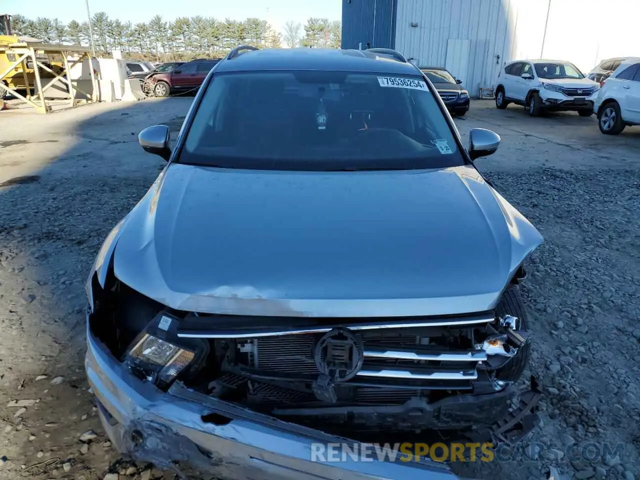 5 Photograph of a damaged car 3VV0B7AXXLM102942 VOLKSWAGEN TIGUAN 2020