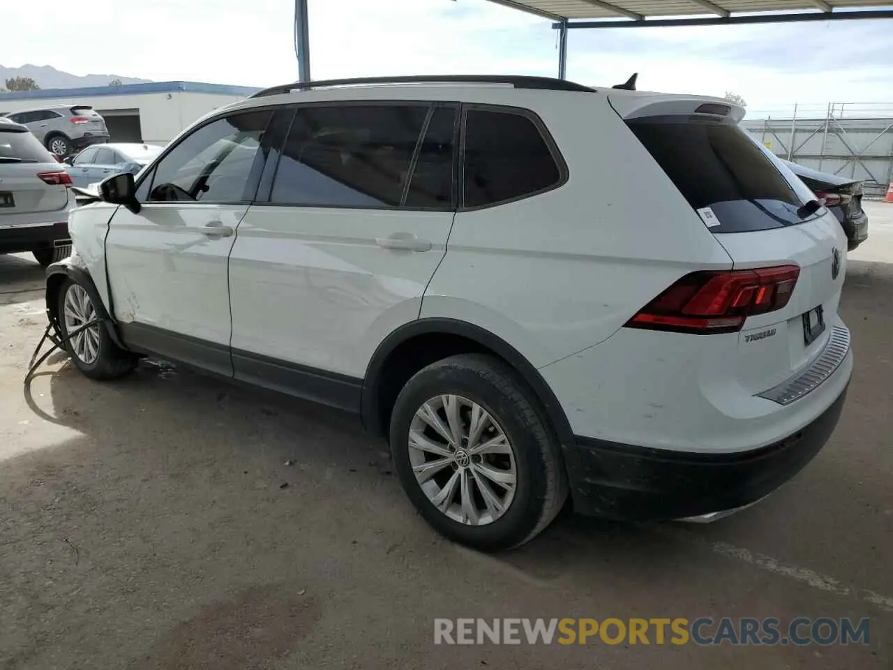2 Photograph of a damaged car 3VV1B7AX3LM044144 VOLKSWAGEN TIGUAN 2020