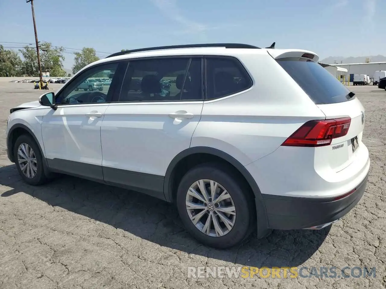 2 Photograph of a damaged car 3VV1B7AX3LM152439 VOLKSWAGEN TIGUAN 2020