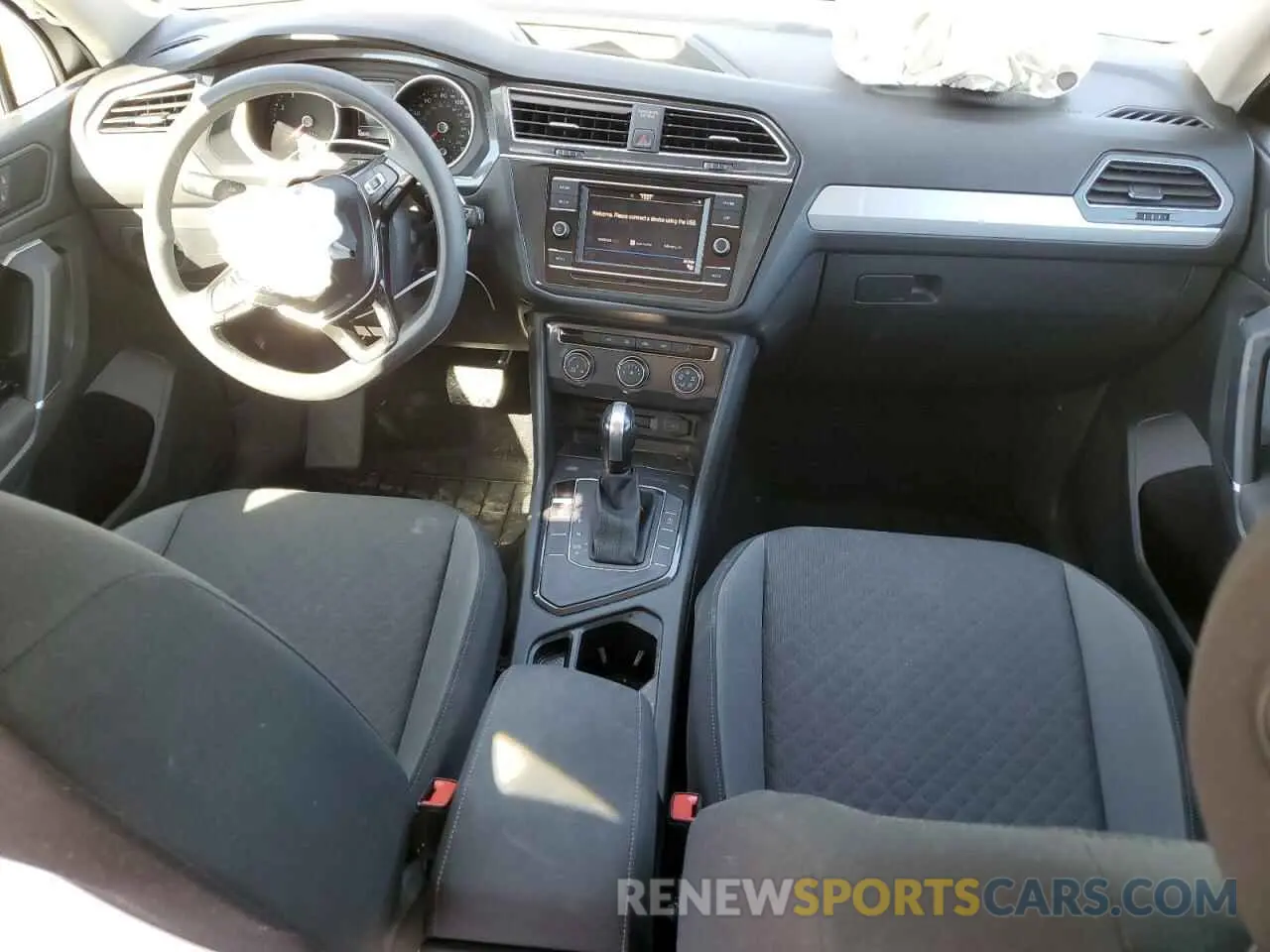 8 Фотография поврежденного автомобиля 3VV1B7AX4LM004607 VOLKSWAGEN TIGUAN 2020