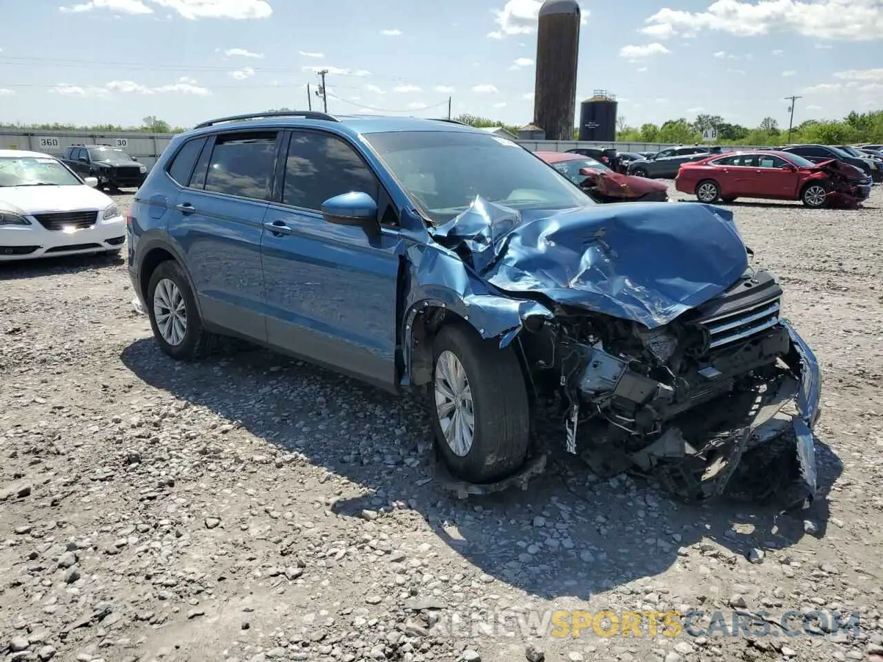 4 Photograph of a damaged car 3VV1B7AX6LM137823 VOLKSWAGEN TIGUAN 2020