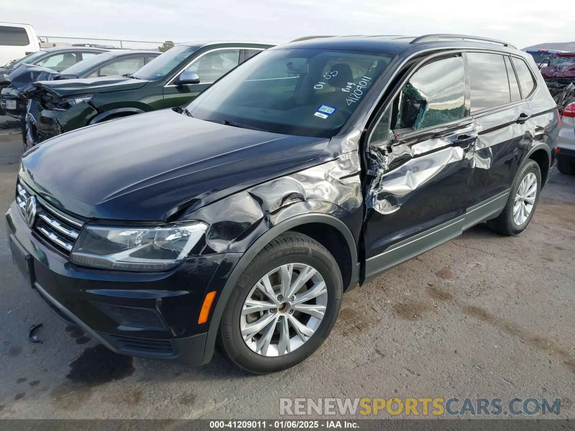 2 Photograph of a damaged car 3VV1B7AX7LM019134 VOLKSWAGEN TIGUAN 2020
