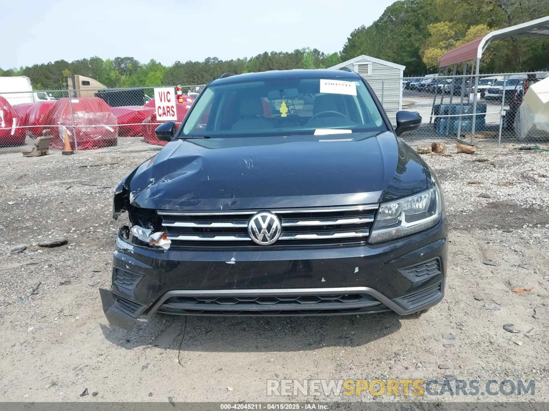 12 Photograph of a damaged car 3VV1B7AX7LM058984 VOLKSWAGEN TIGUAN 2020